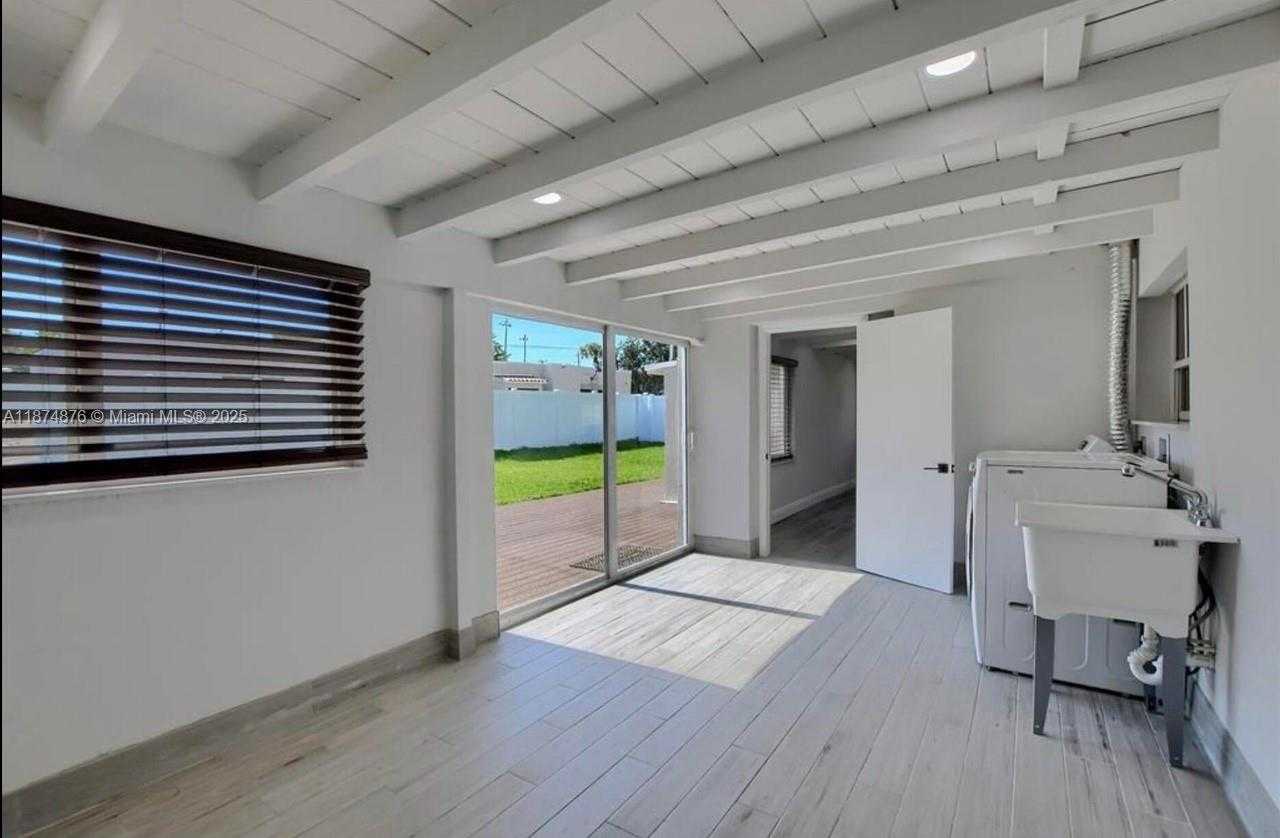 Small Image of 126 NORTH WEST 3RD CT, Boca Raton Number 34