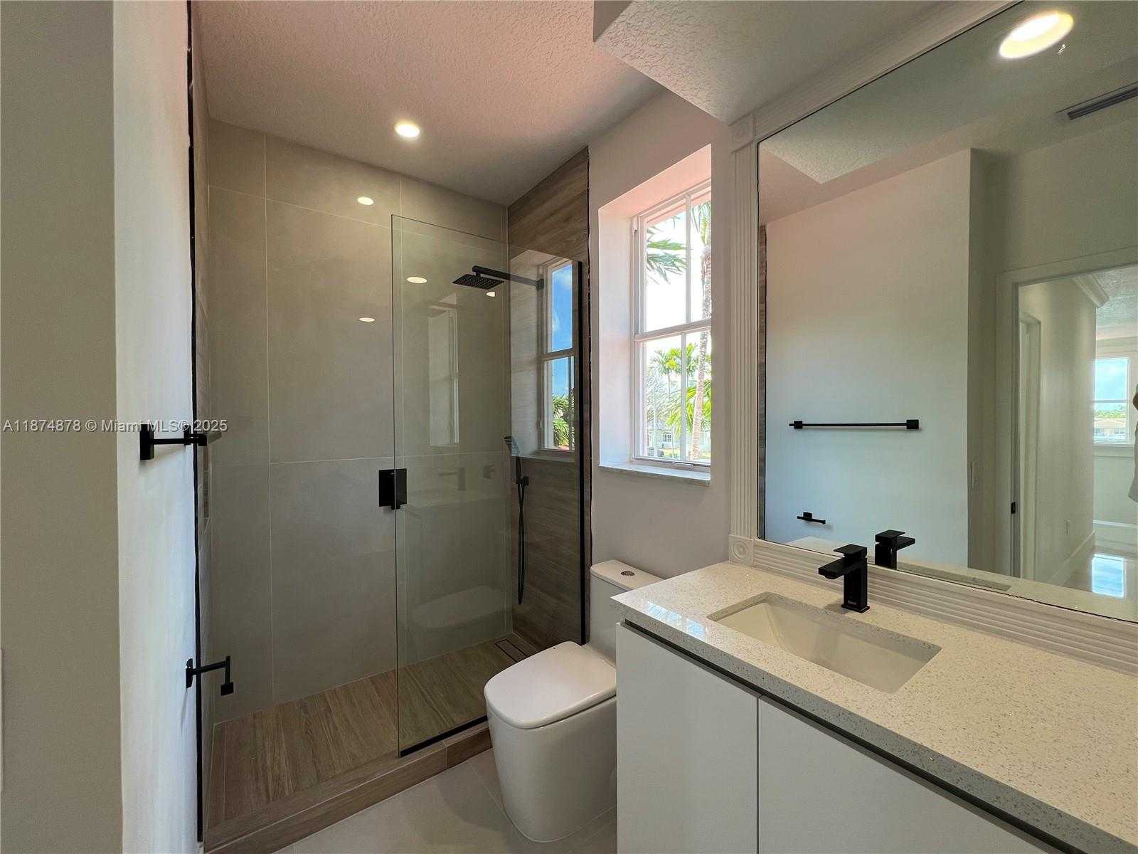 Small Image of 16247 SOUTH WEST 46TH TER, Miami Number 14