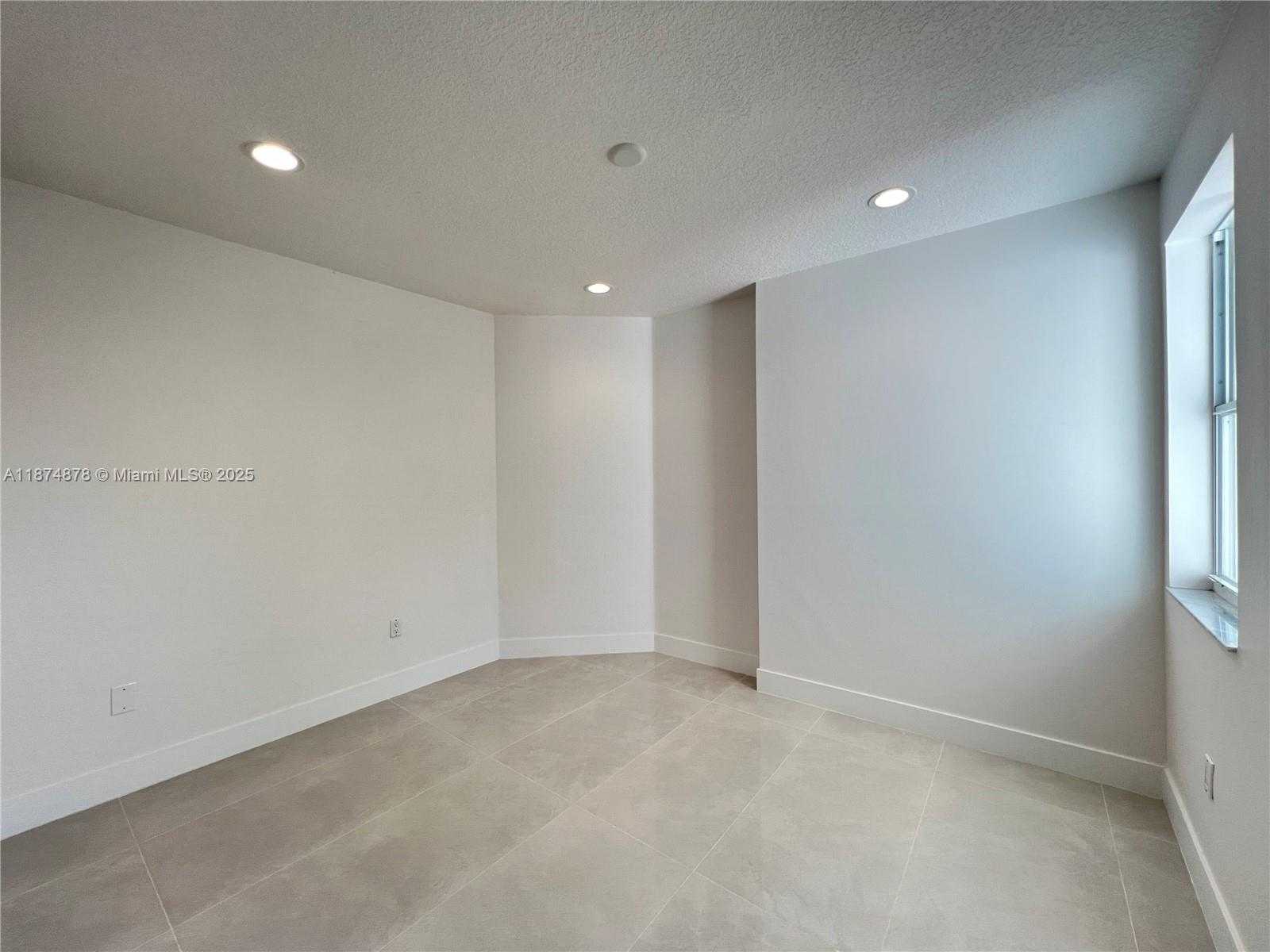 Small Image of 16247 SOUTH WEST 46TH TER, Miami Number 16
