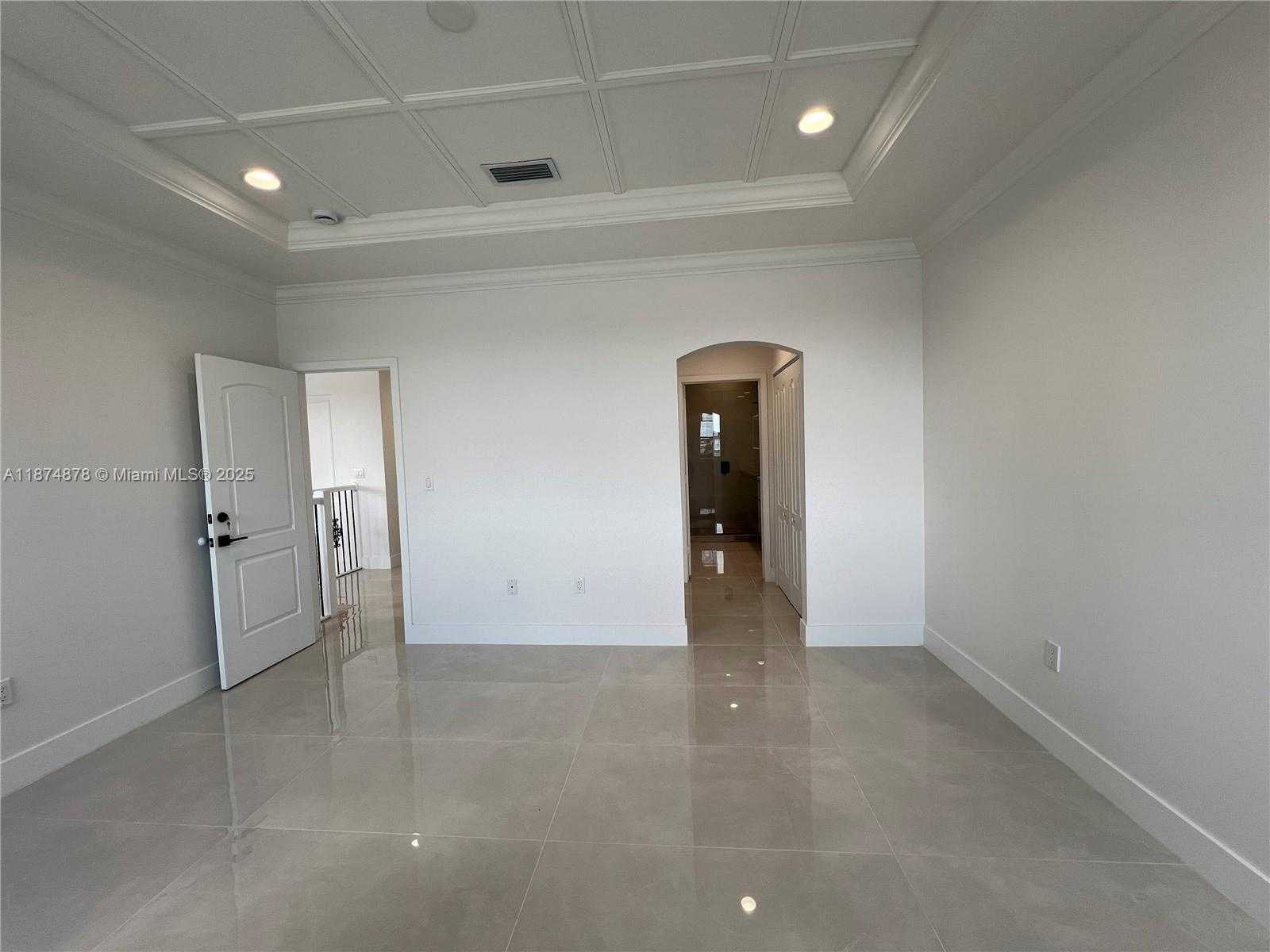 Small Image of 16247 SOUTH WEST 46TH TER, Miami Number 17