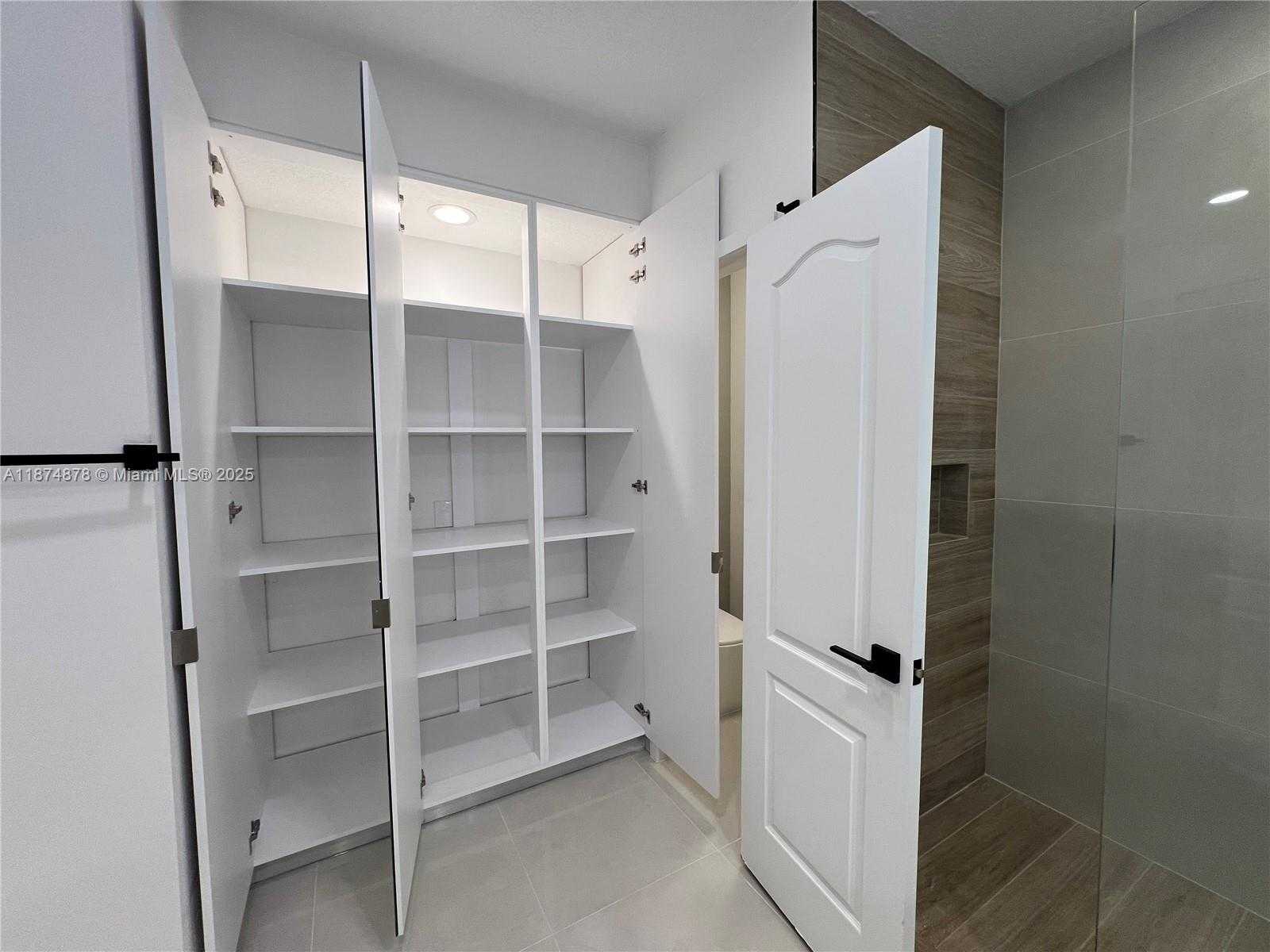 Small Image of 16247 SOUTH WEST 46TH TER, Miami Number 19