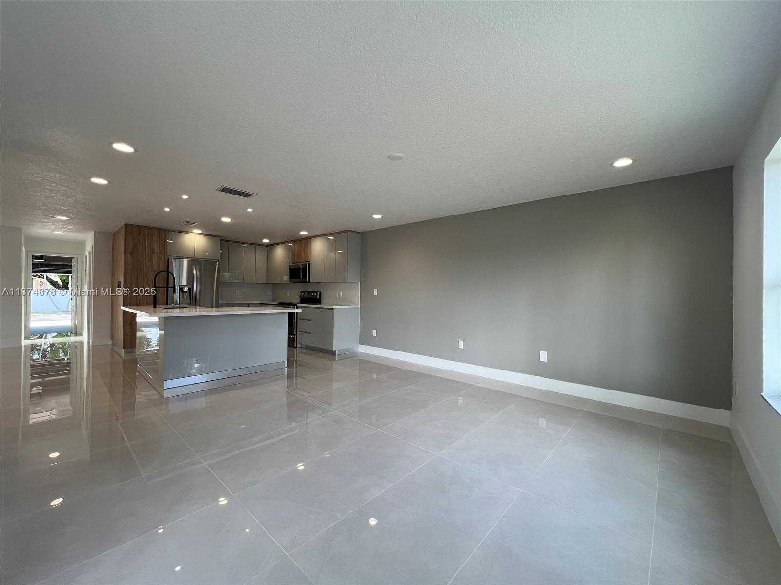Small Image of 16247 SOUTH WEST 46TH TER, Miami Number 8