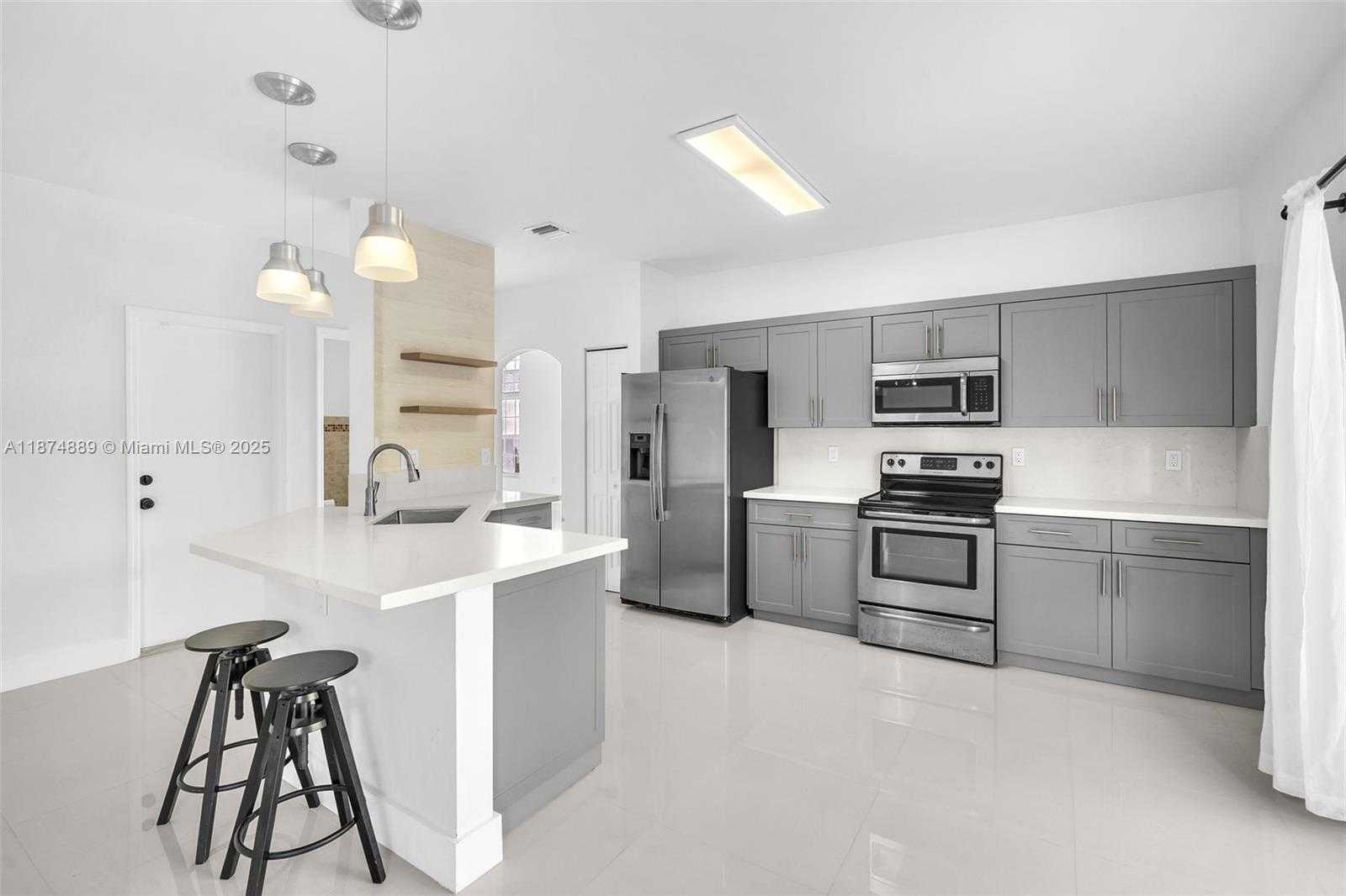 Small Image of 11247 NORTH WEST 58TH TER #11247, Doral Number 10