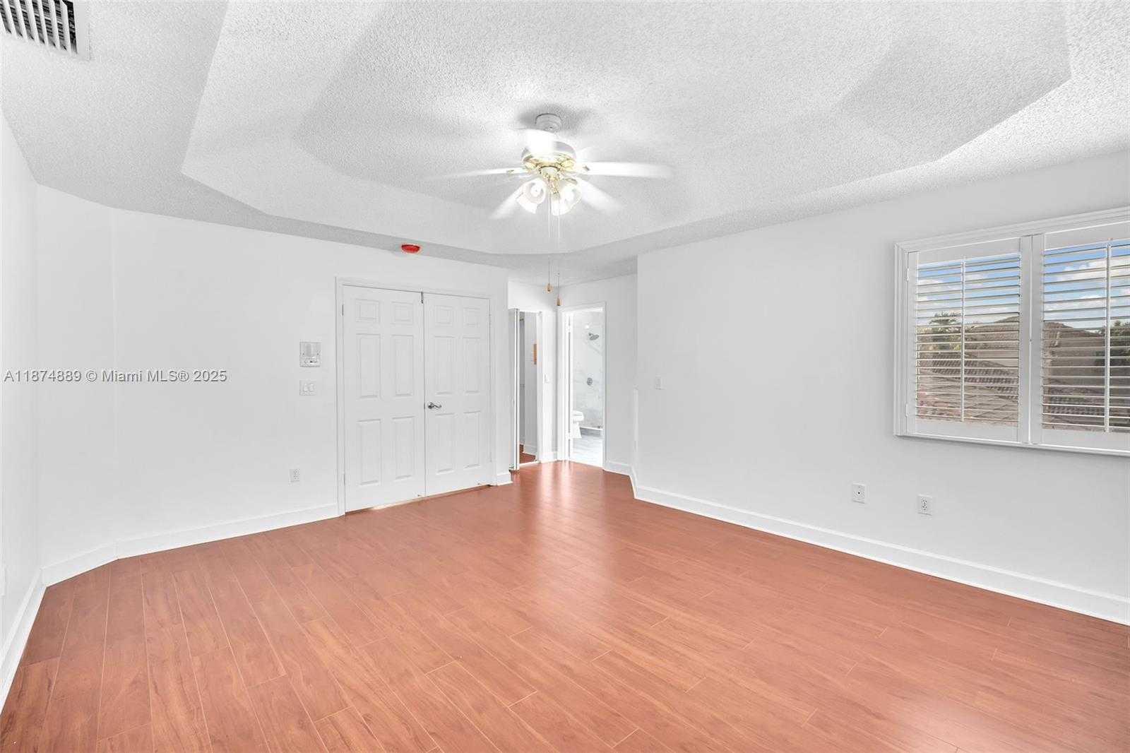 Small Image of 11247 NORTH WEST 58TH TER #11247, Doral Number 15