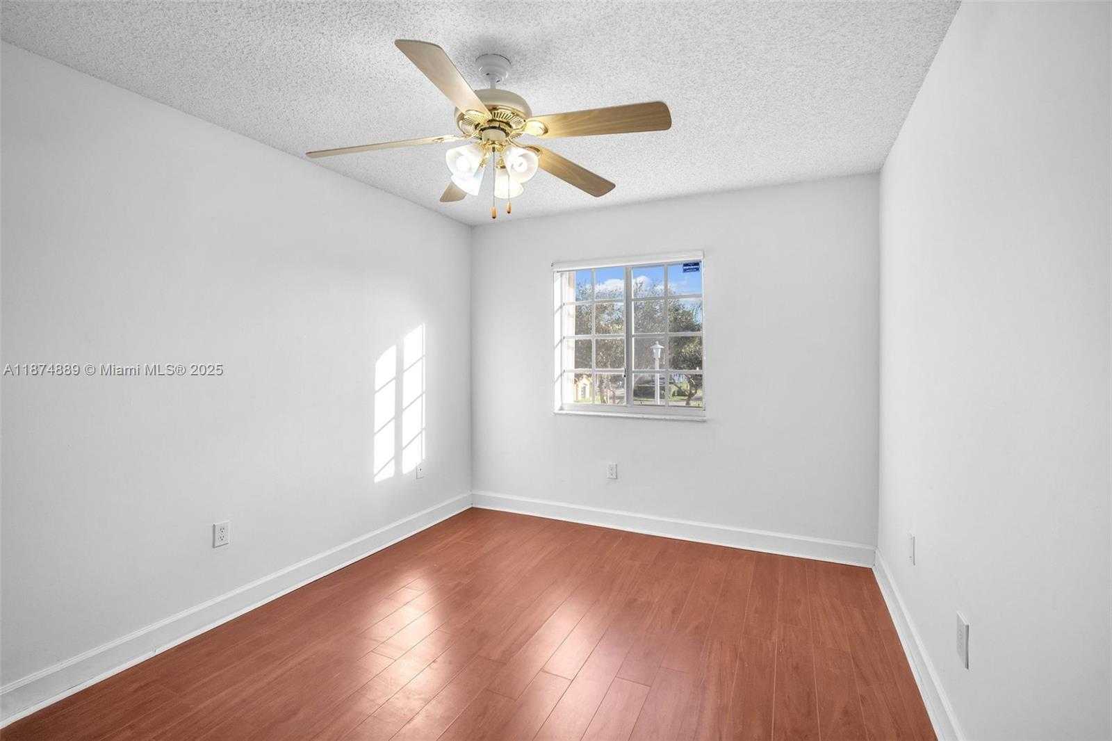 Small Image of 11247 NORTH WEST 58TH TER #11247, Doral Number 21
