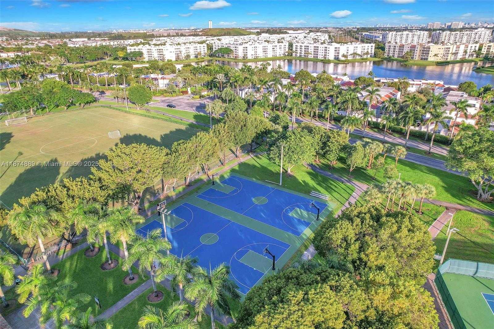 Small Image of 11247 NORTH WEST 58TH TER #11247, Doral Number 33