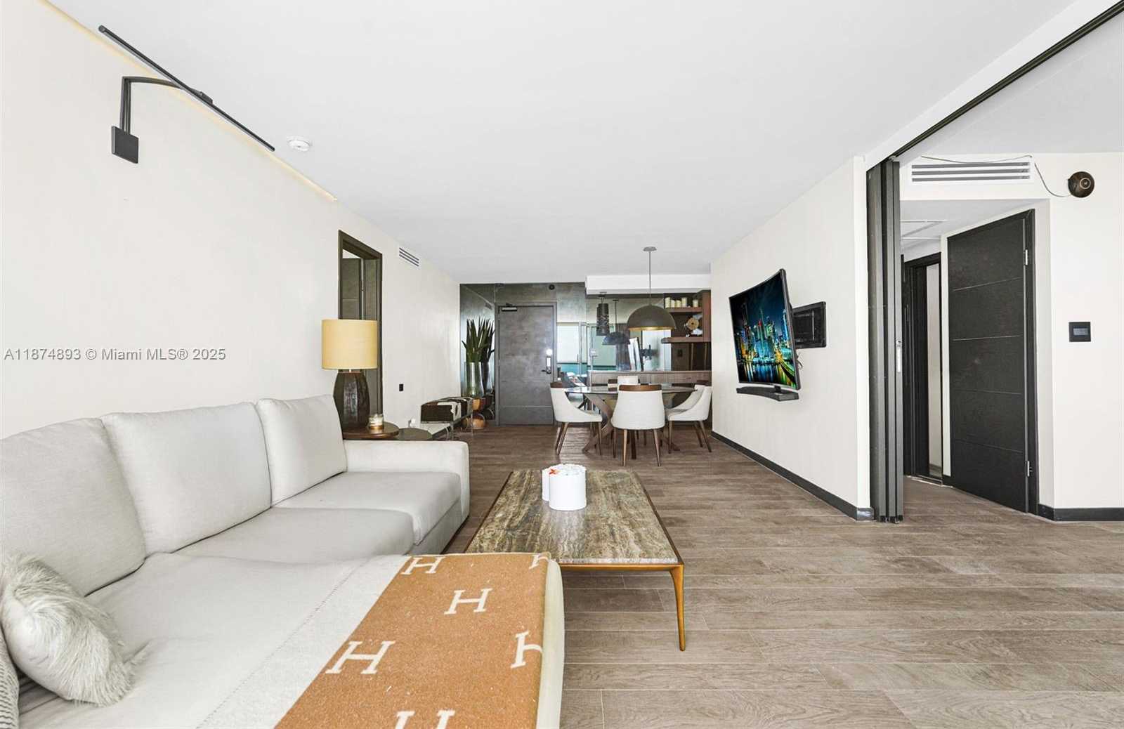 Small Image of 5151 COLLINS AVE #1519, Miami Beach Number 15