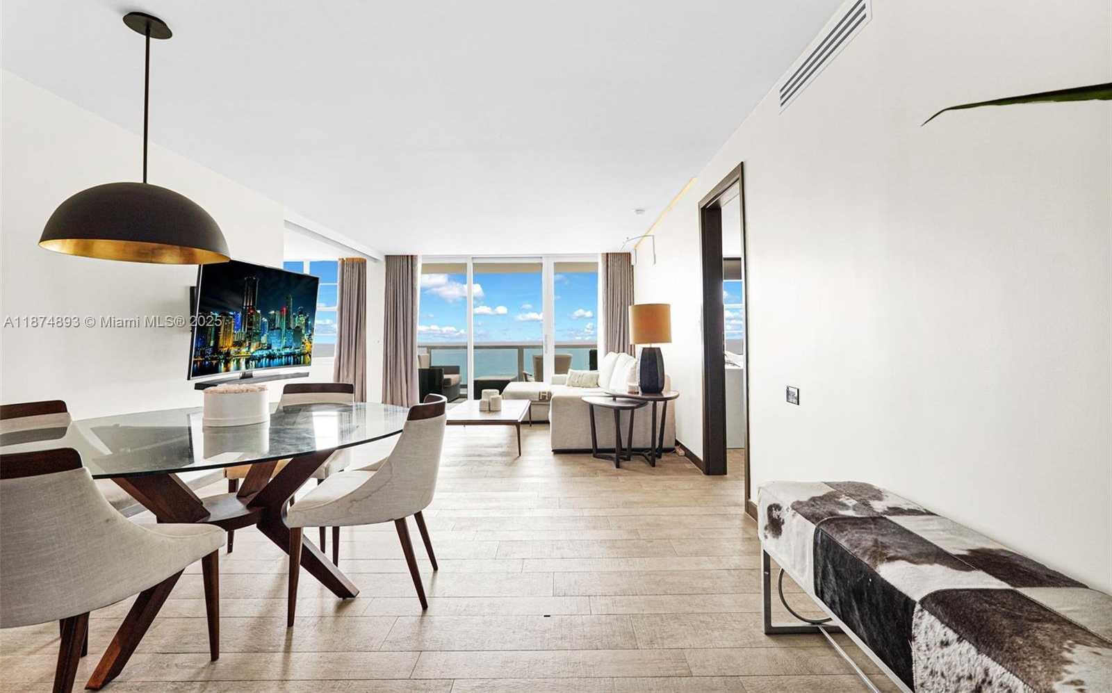 Small Image of 5151 COLLINS AVE #1519, Miami Beach Number 4