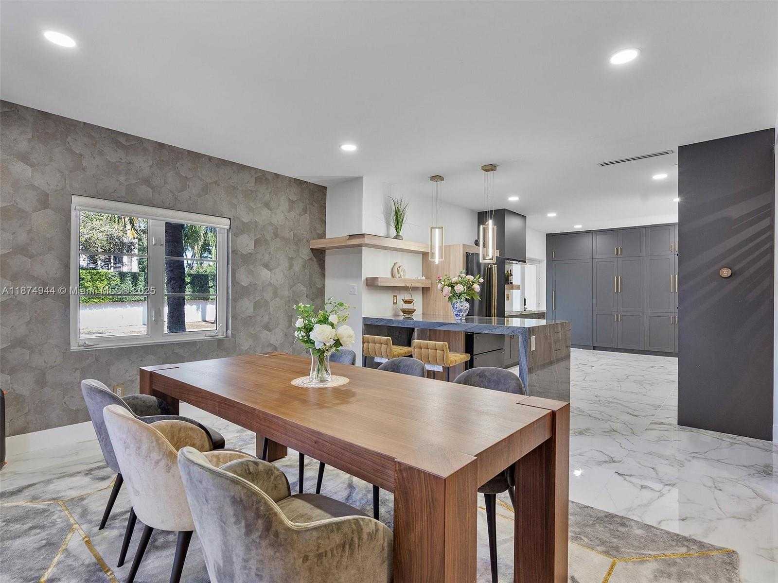 Small Image of 4431 ALTON RD, Miami Beach Number 9
