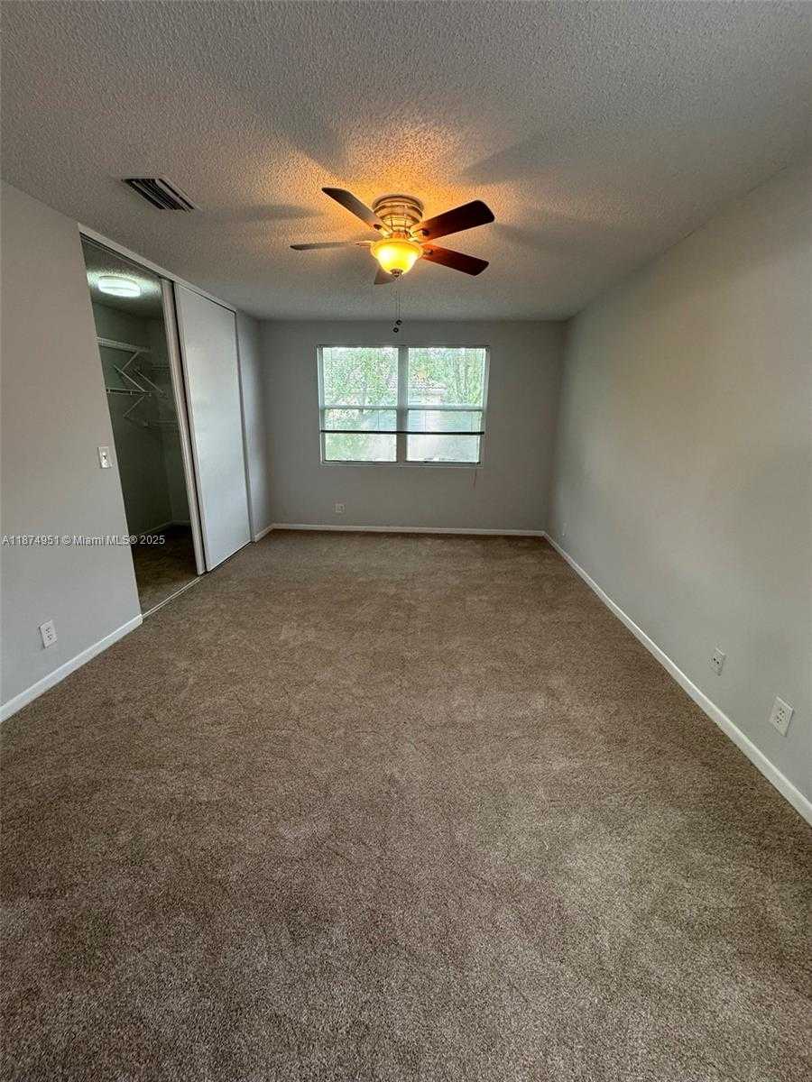 Small Image of 10931 NORTH WEST 12TH PL, Plantation Number 16