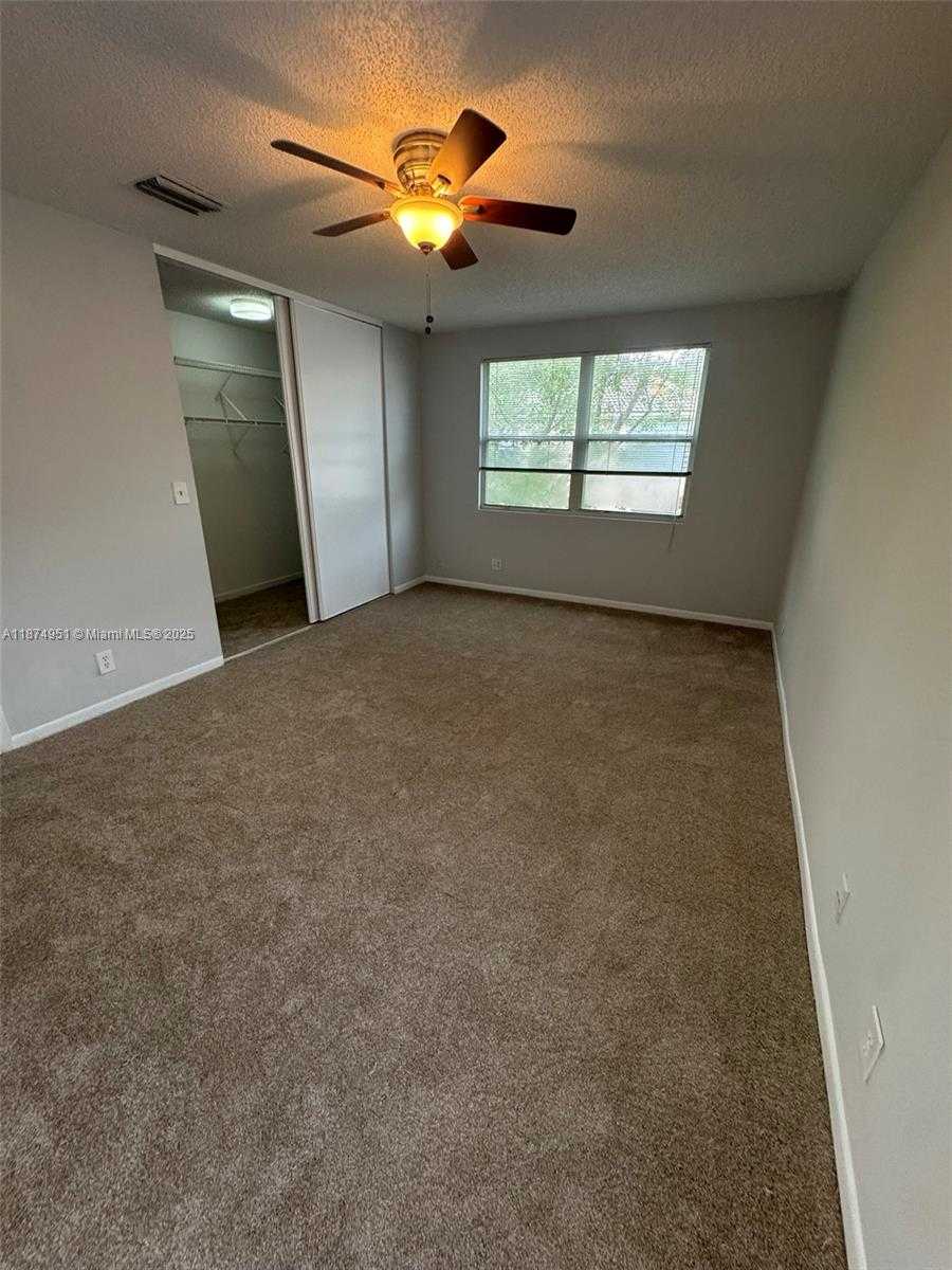 Small Image of 10931 NORTH WEST 12TH PL, Plantation Number 18