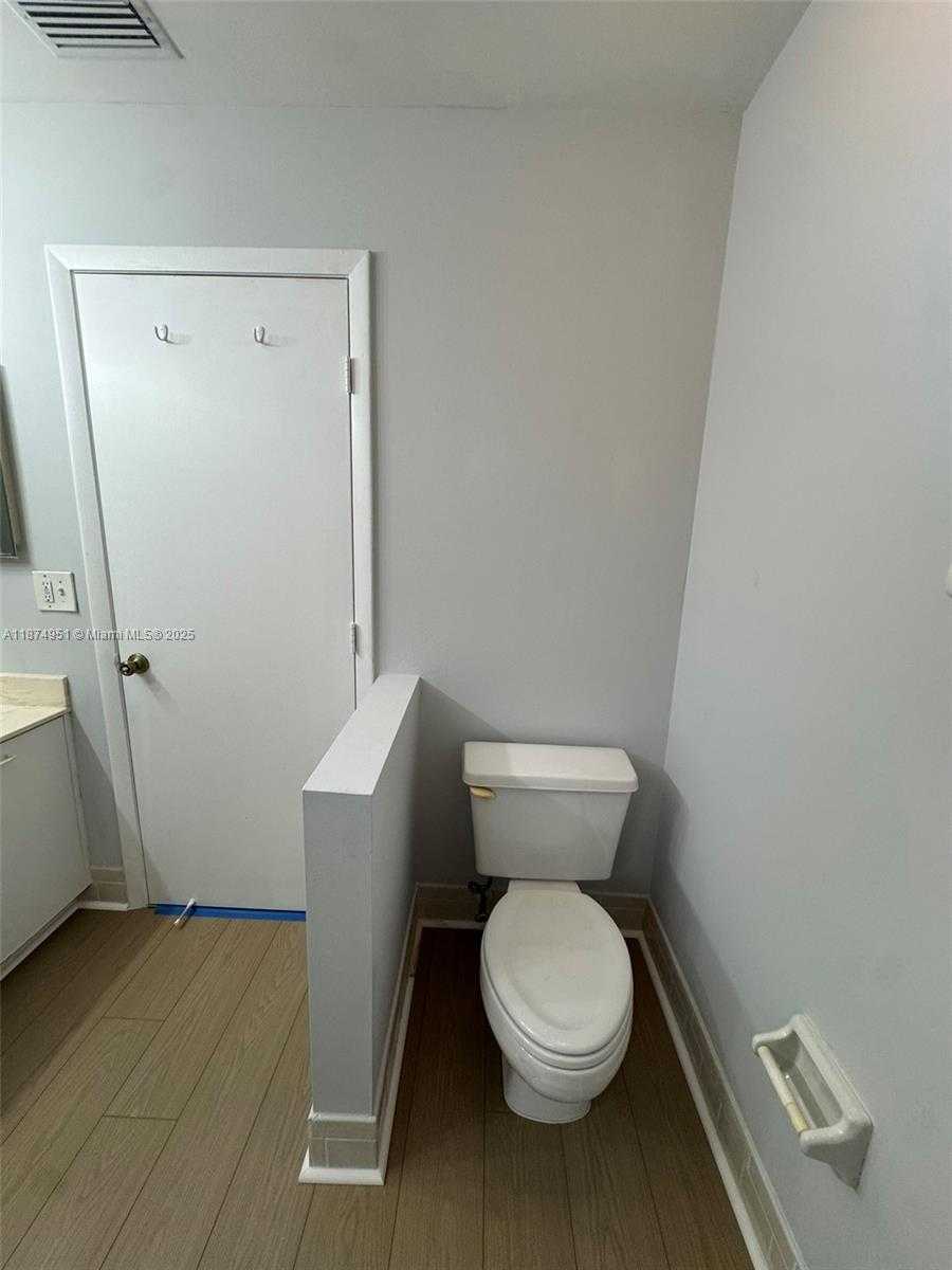Small Image of 10931 NORTH WEST 12TH PL, Plantation Number 23