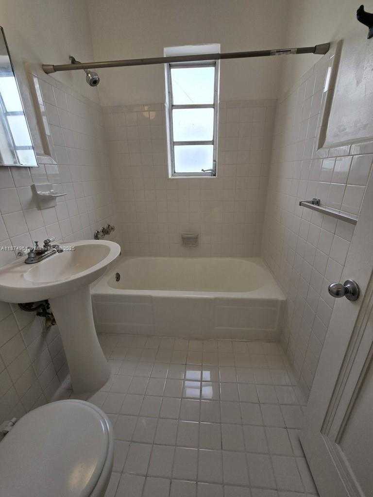 Small Image of 850 JEFFERSON AVE #4, Miami Beach Number 15