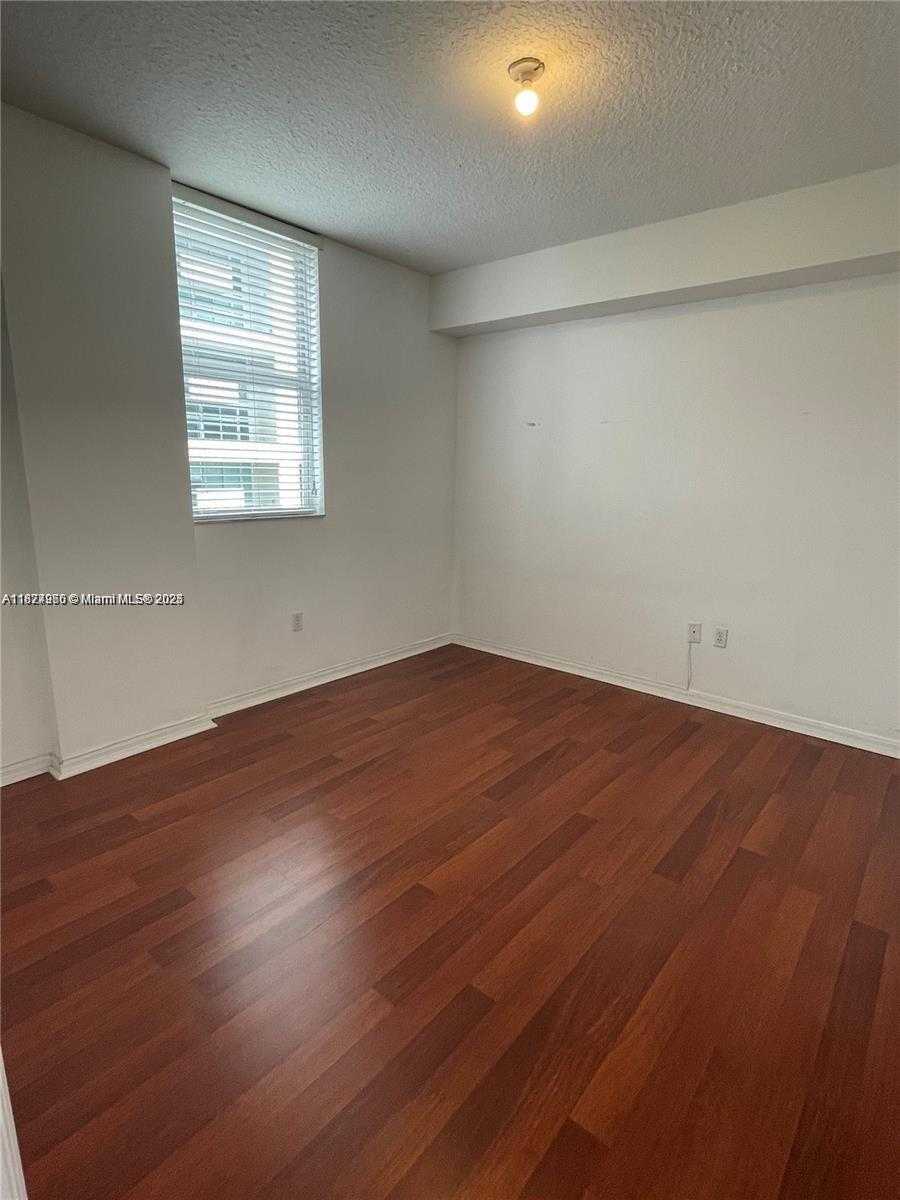 Small Image of 115 SOUTH WEST 11TH ST #605, Miami Number 6
