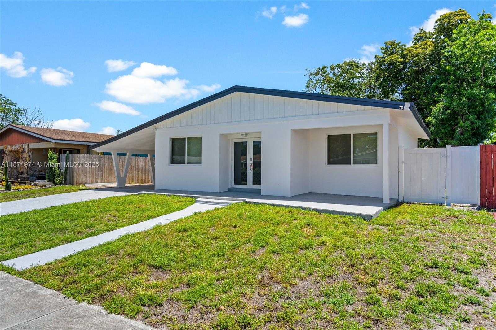 Small Image of 230 NORTH WEST 33RD TER, Lauderhill Number 2