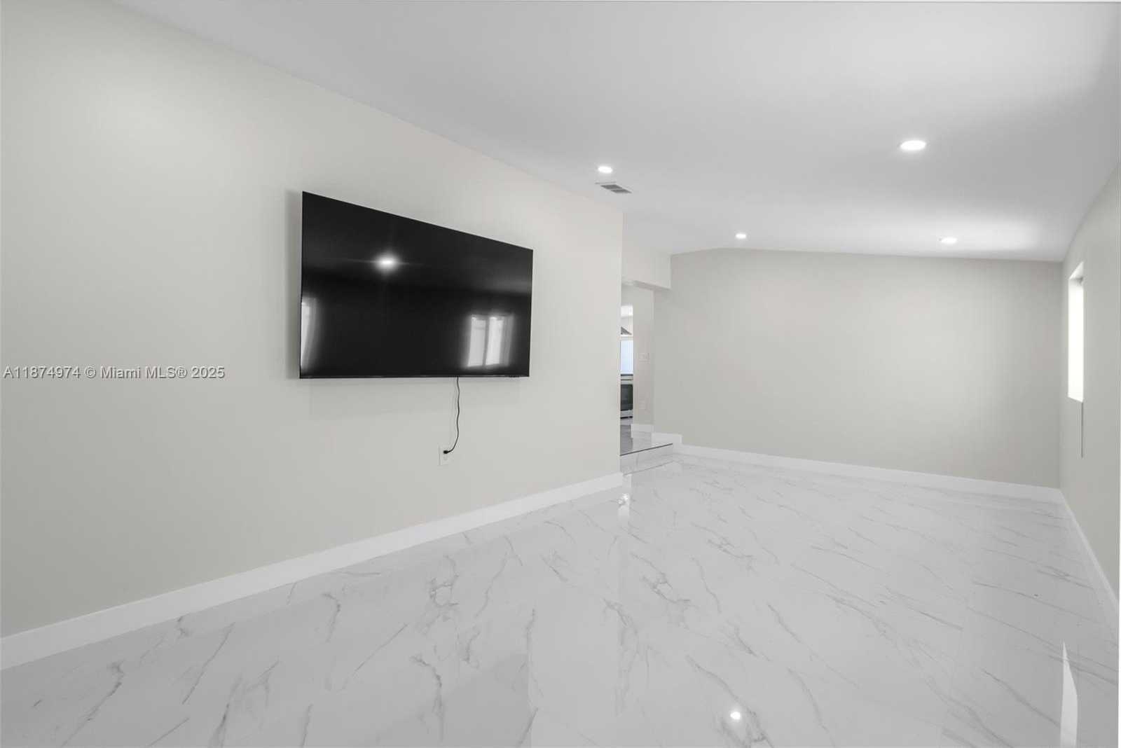 Small Image of 230 NORTH WEST 33RD TER, Lauderhill Number 24