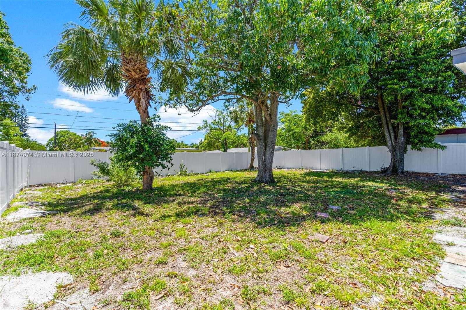 Small Image of 230 NORTH WEST 33RD TER, Lauderhill Number 39