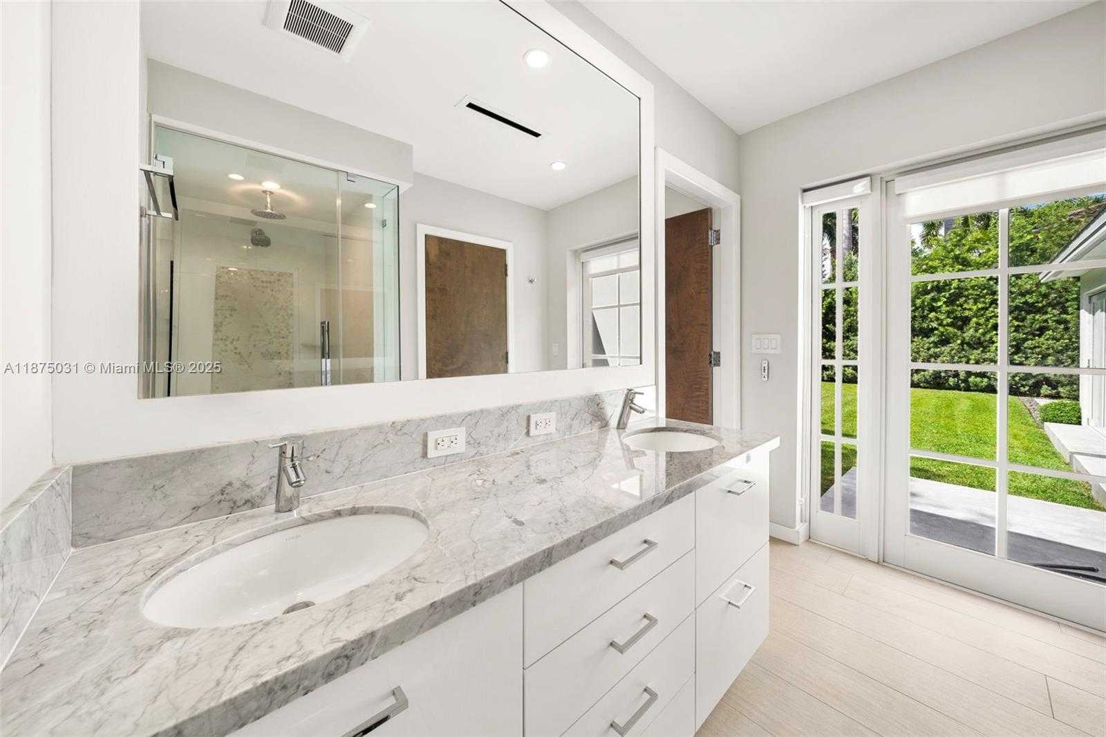 Small Image of 4380 LAKE RD, Miami Number 43
