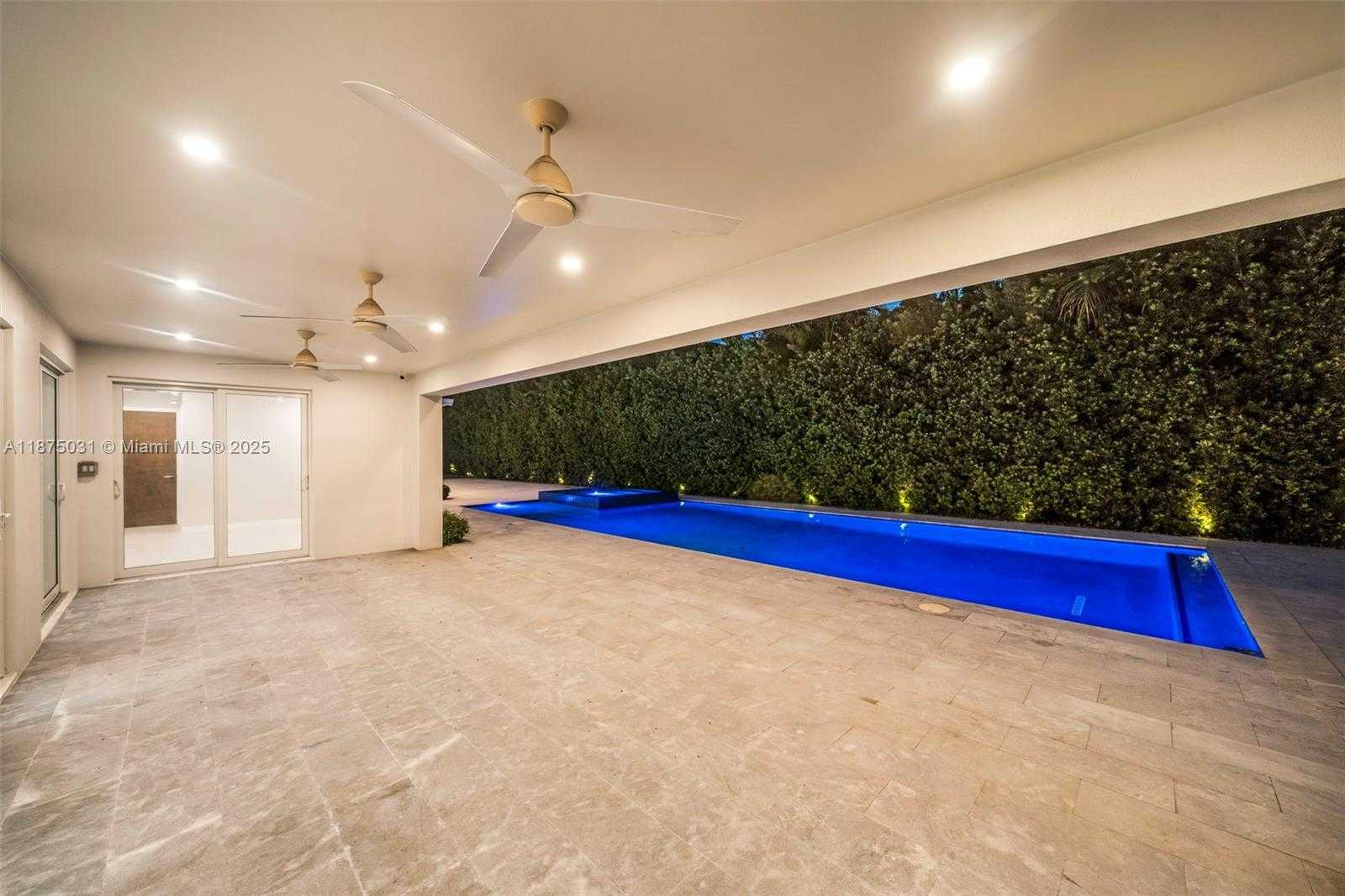 Small Image of 4380 LAKE RD, Miami Number 48