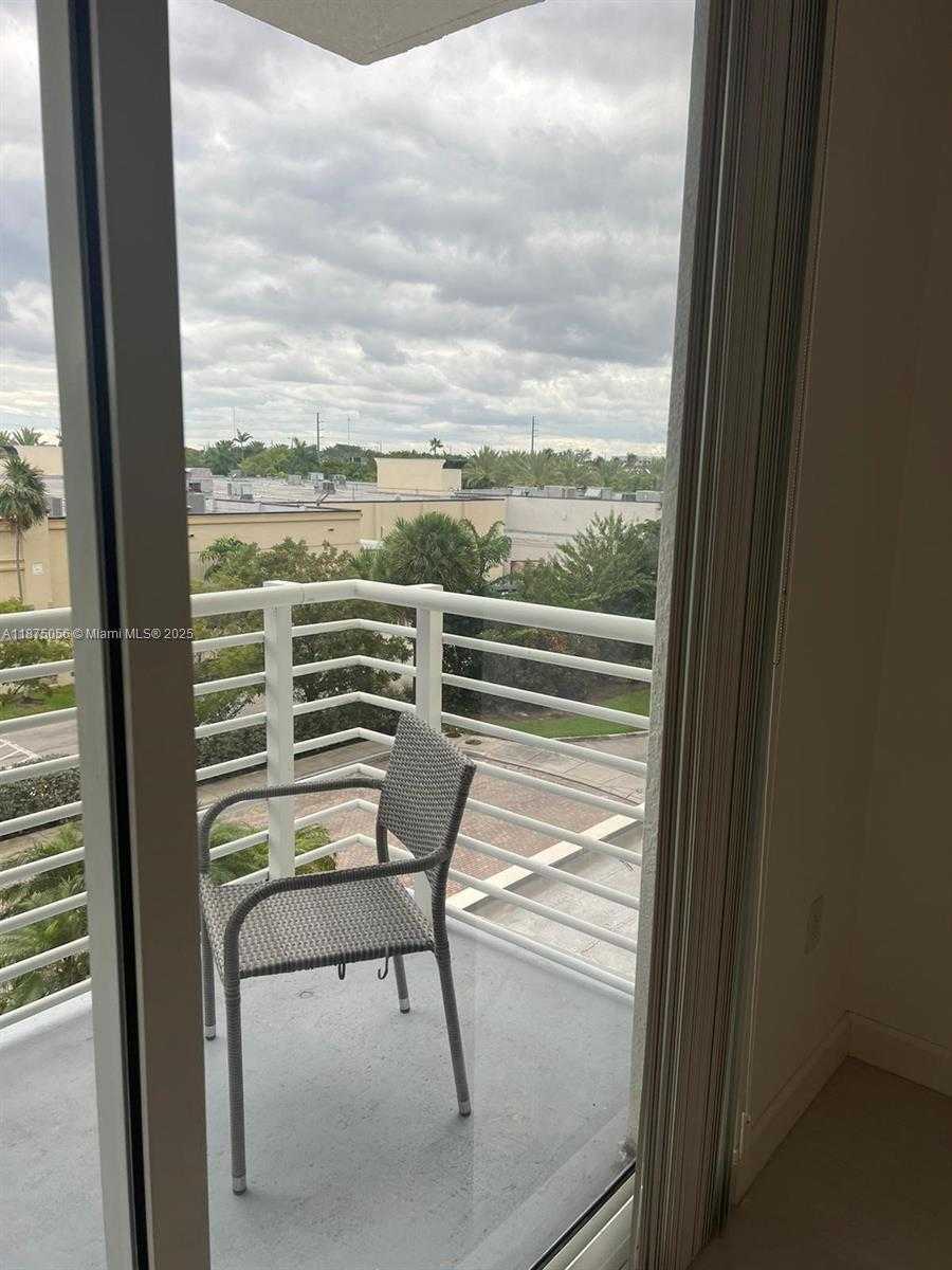 Small Image of 2775 NORTH EAST 187TH ST #310, Aventura Number 6