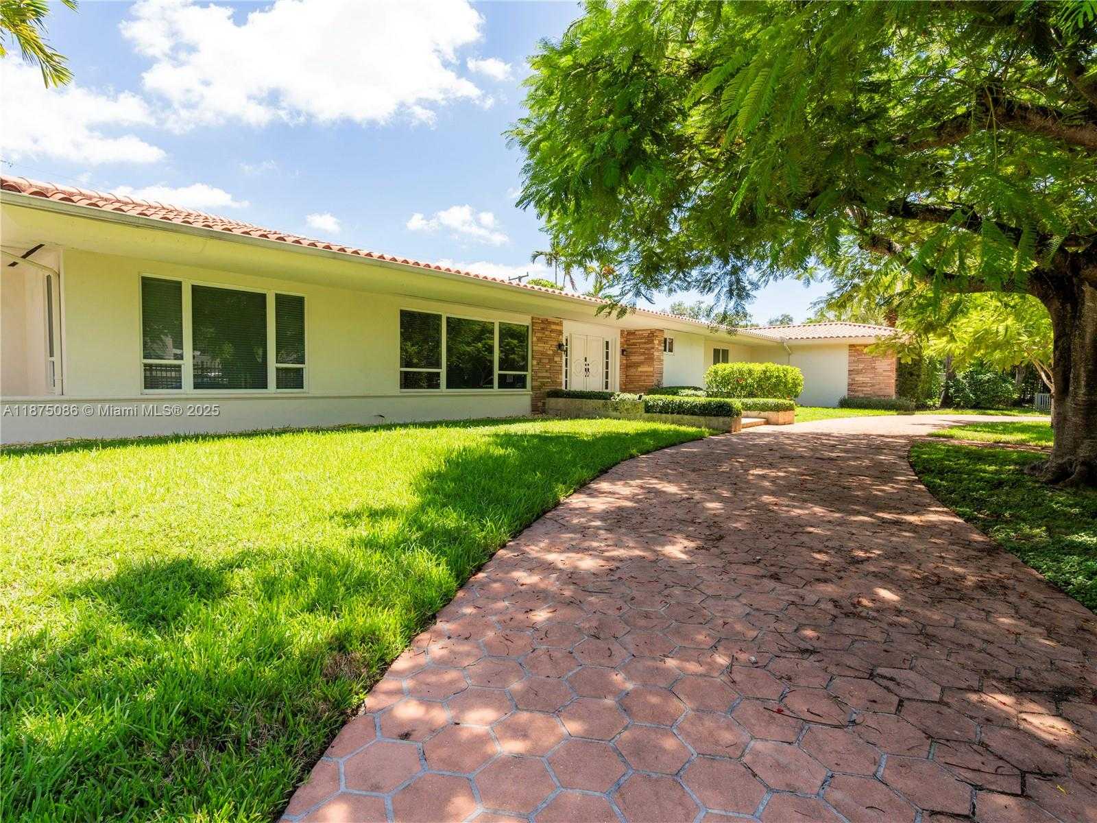 Small Image of 55 PINTA RD, Miami Number 2
