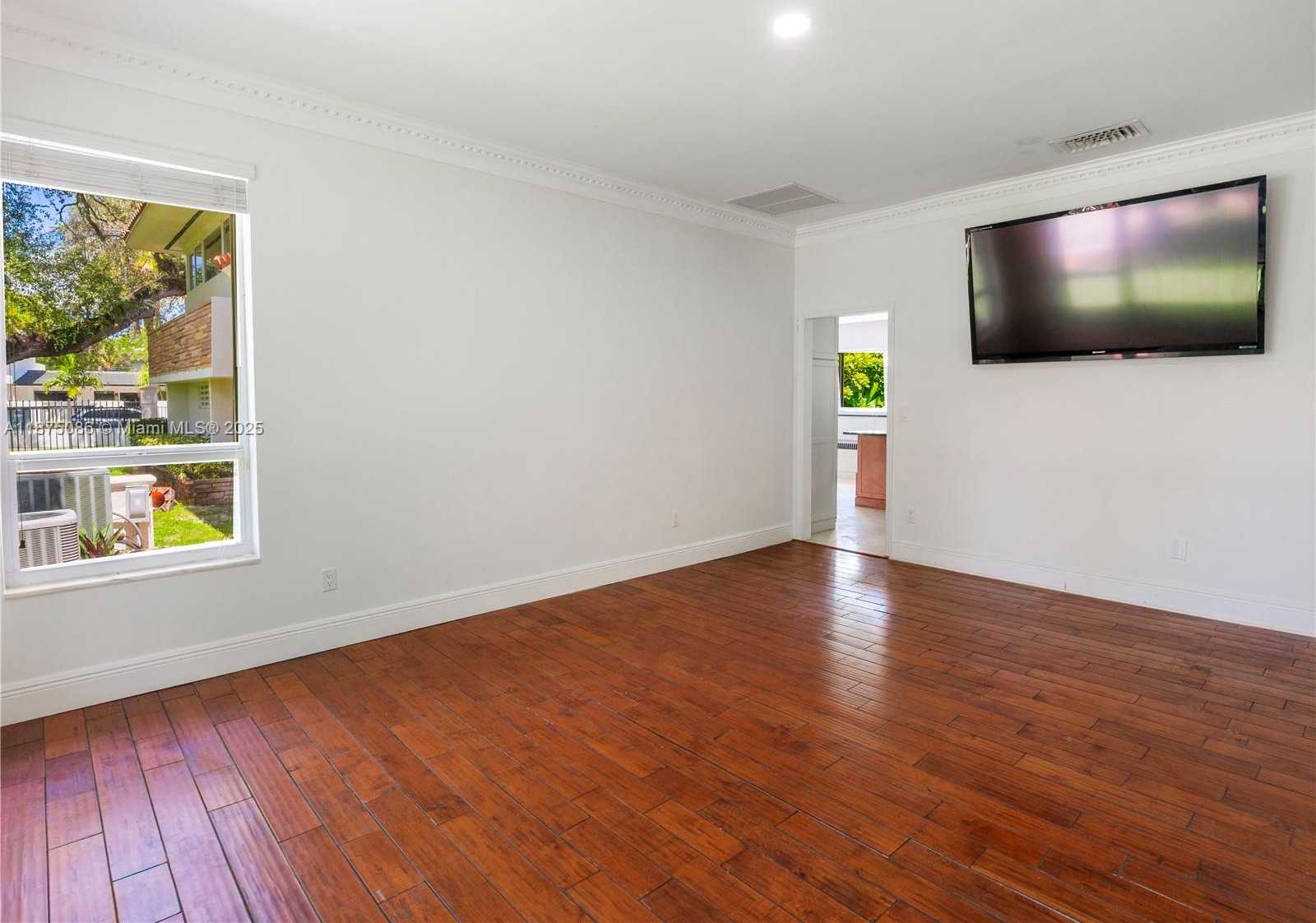 Small Image of 55 PINTA RD, Miami Number 22