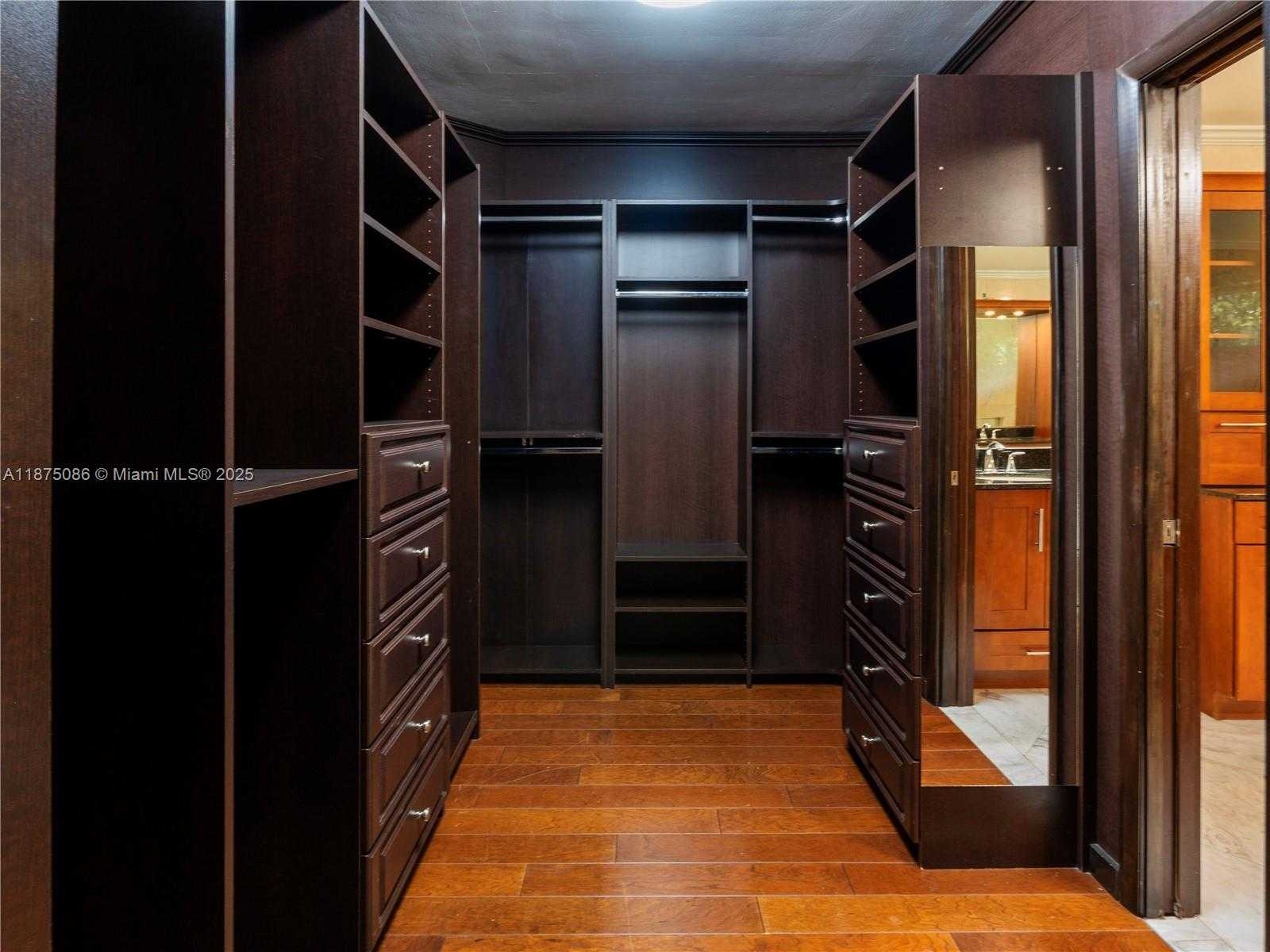 Small Image of 55 PINTA RD, Miami Number 30