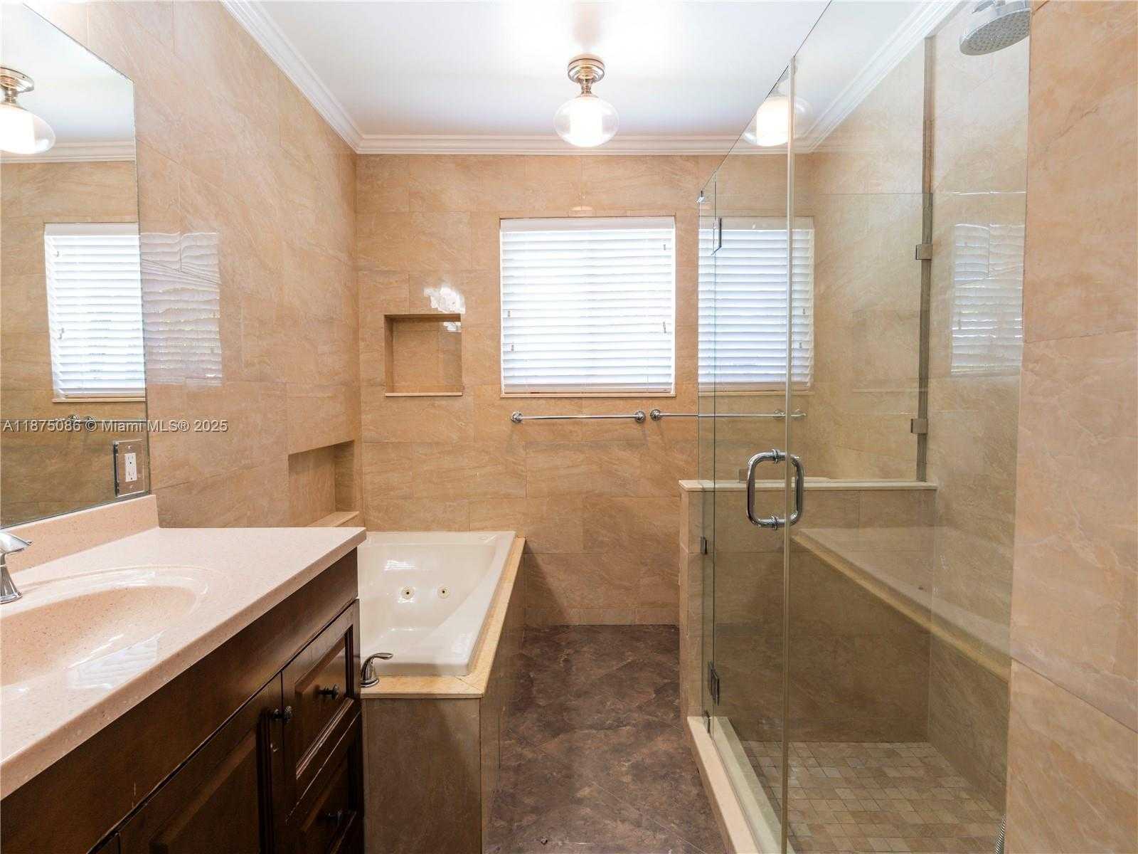 Small Image of 55 PINTA RD, Miami Number 31