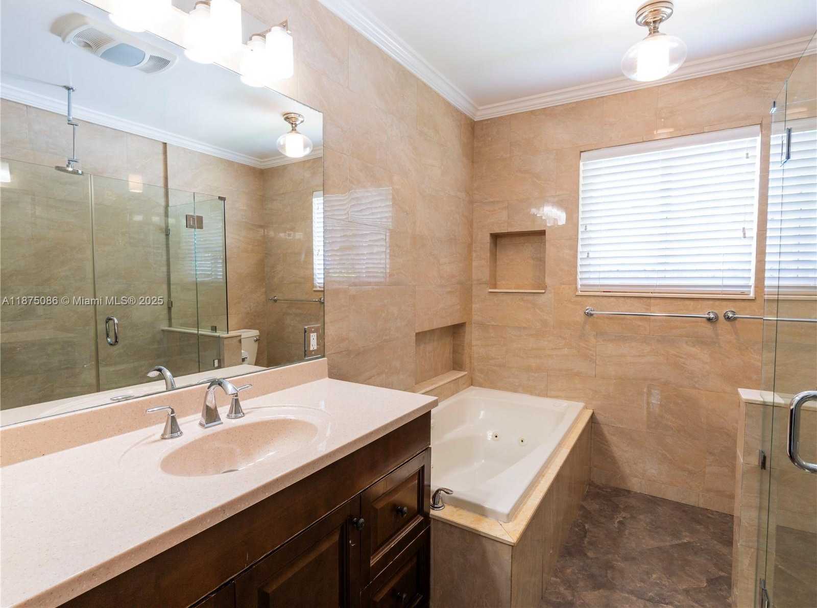 Small Image of 55 PINTA RD, Miami Number 32