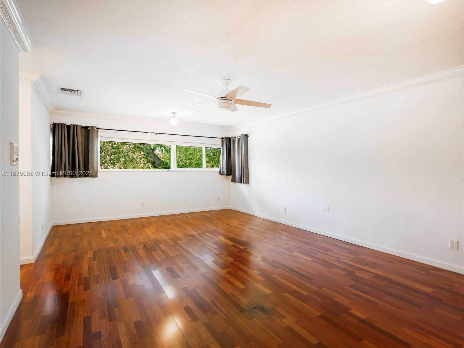 Small Image of 55 PINTA RD, Miami Number 38