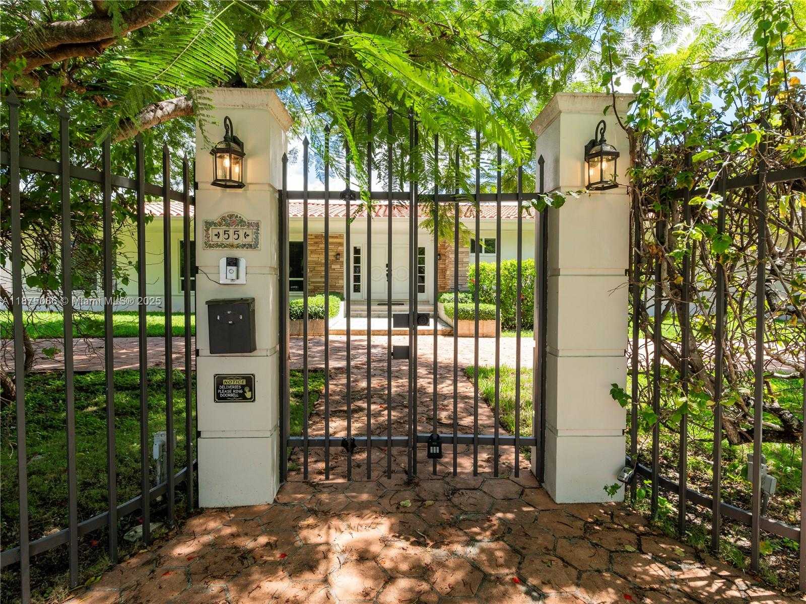 Small Image of 55 PINTA RD, Miami Number 4
