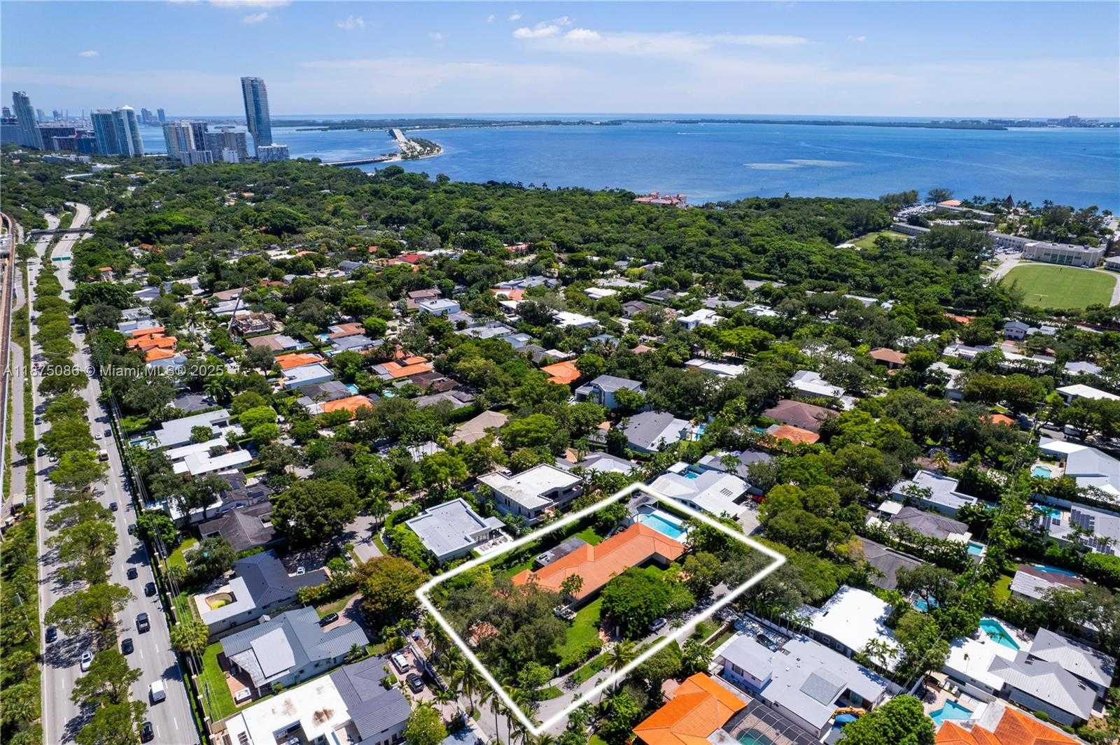 Small Image of 55 PINTA RD, Miami Number 6