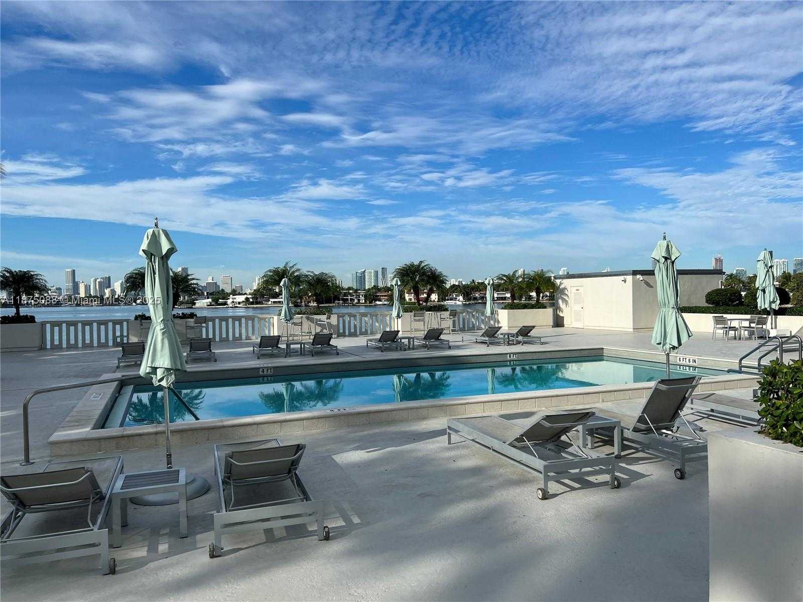 Small Image of 5 ISLAND AVE #14F, Miami Beach Number 10