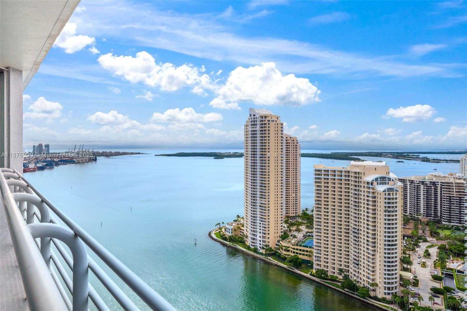 Small Image of 325 SOUTH BISCAYNE BLVD #3819, Miami Number 22