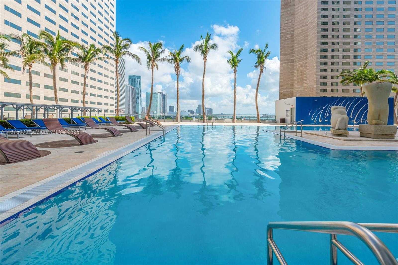 Small Image of 325 SOUTH BISCAYNE BLVD #3819, Miami Number 26