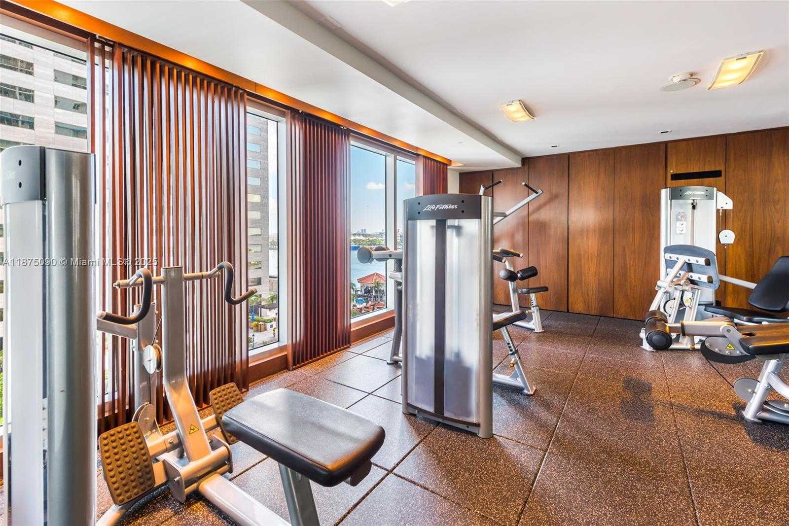 Small Image of 325 SOUTH BISCAYNE BLVD #3819, Miami Number 29