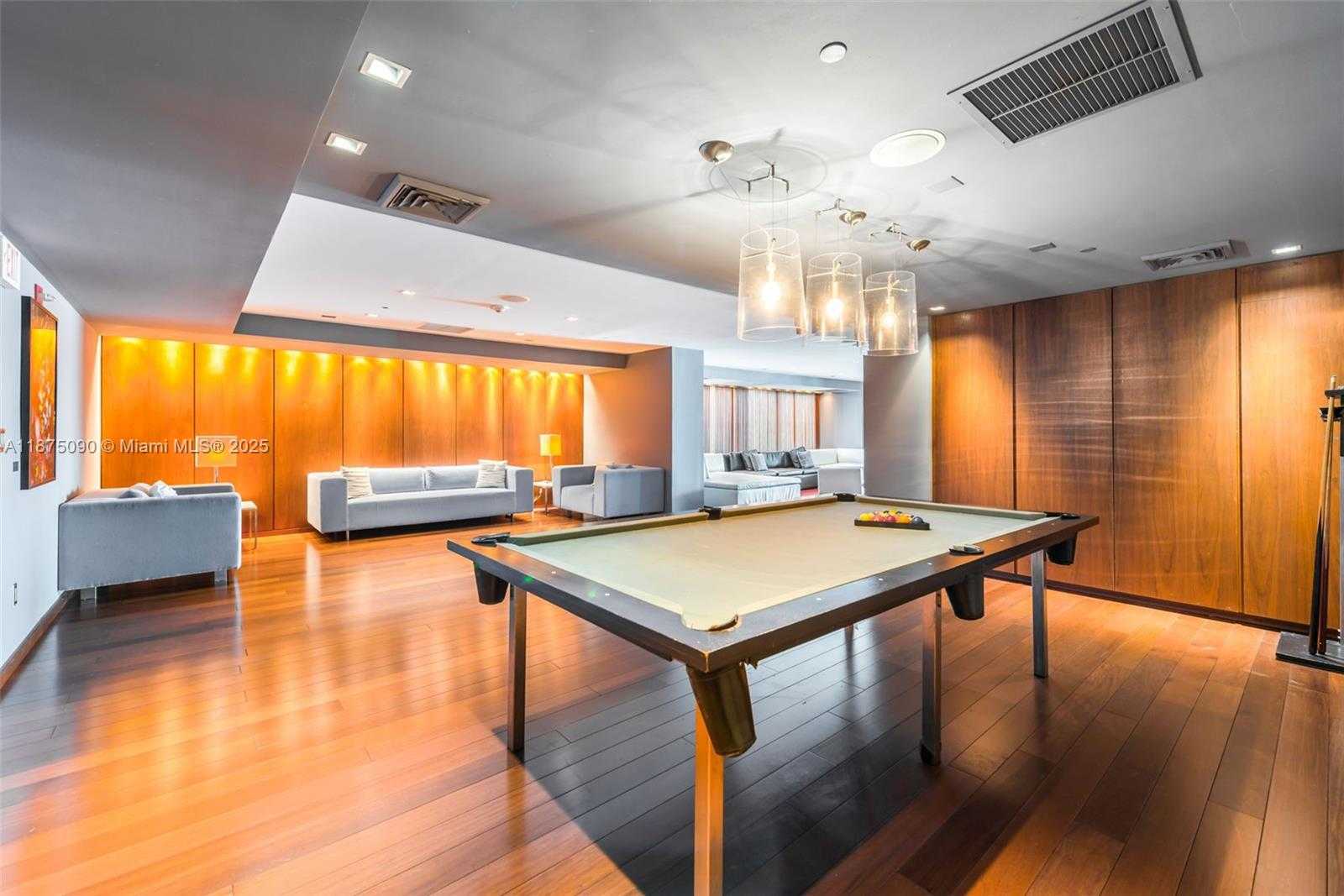 Small Image of 325 SOUTH BISCAYNE BLVD #3819, Miami Number 33
