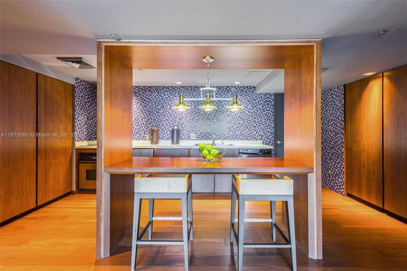 Small Image of 325 SOUTH BISCAYNE BLVD #3819, Miami Number 34