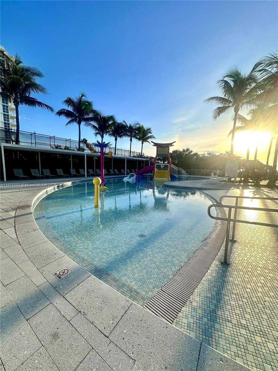 Small Image of 9225 COLLINS AVE #807, Surfside Number 31