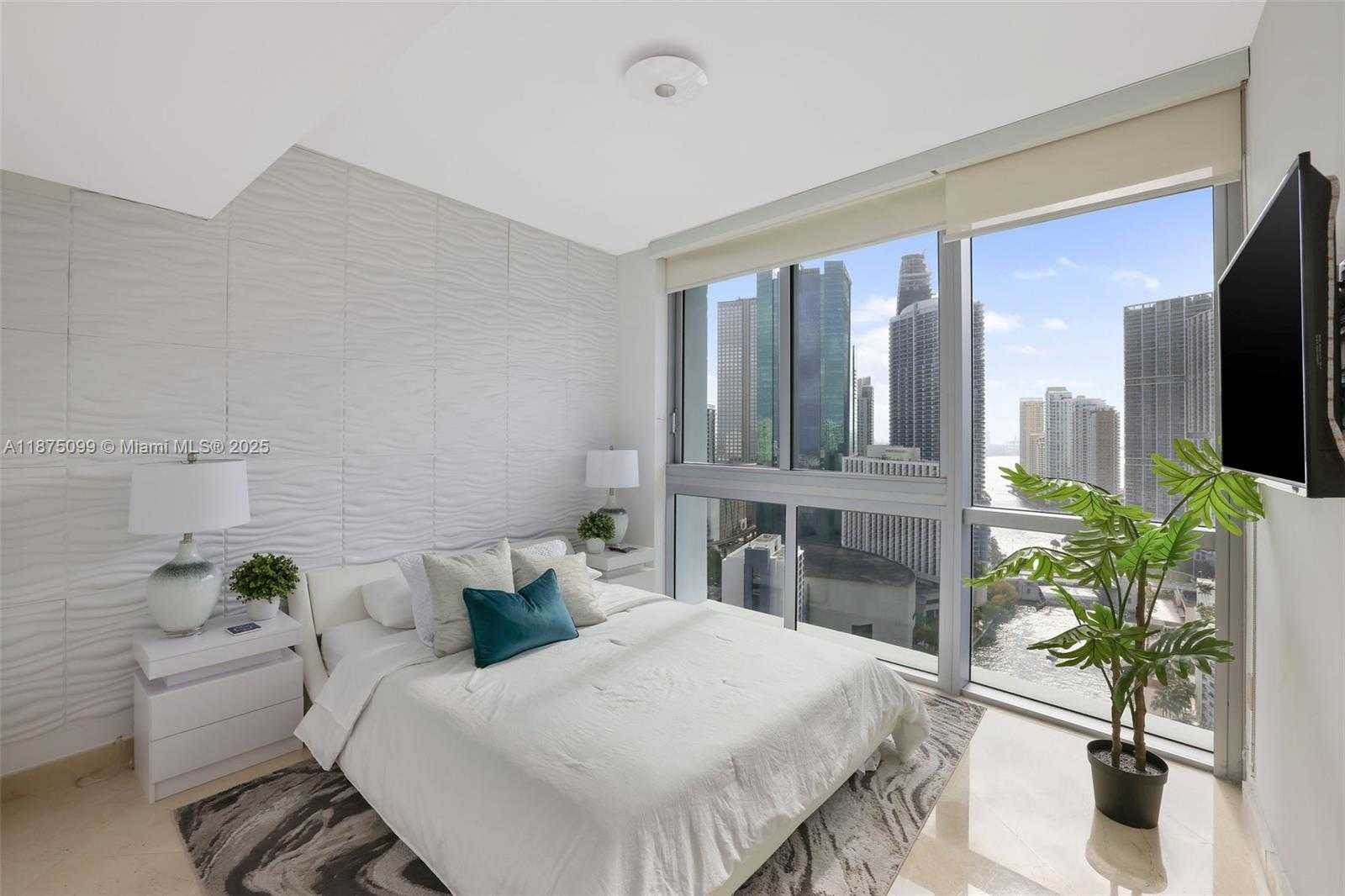 Small Image of 350 SOUTH MIAMI AVE #3002, Miami Number 15