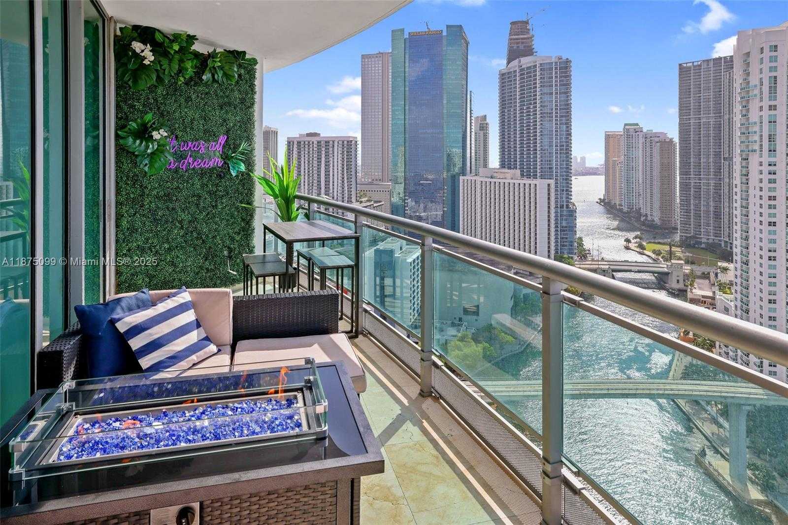 Small Image of 350 SOUTH MIAMI AVE #3002, Miami Number 2