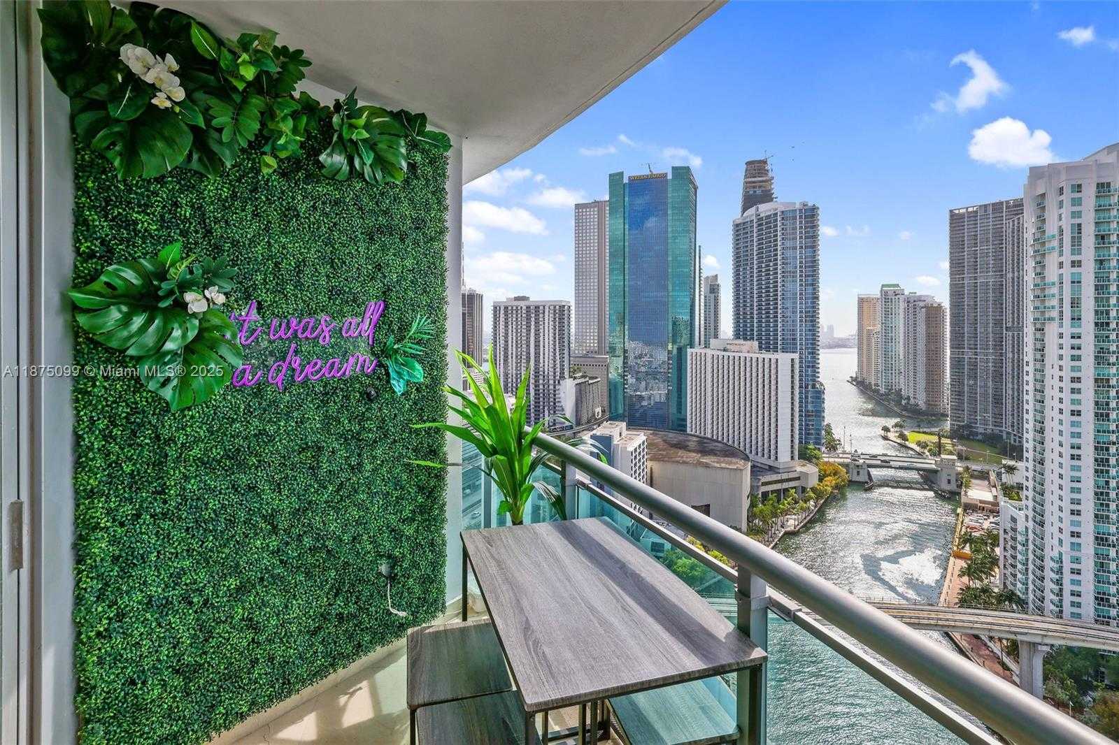 Small Image of 350 SOUTH MIAMI AVE #3002, Miami Number 26