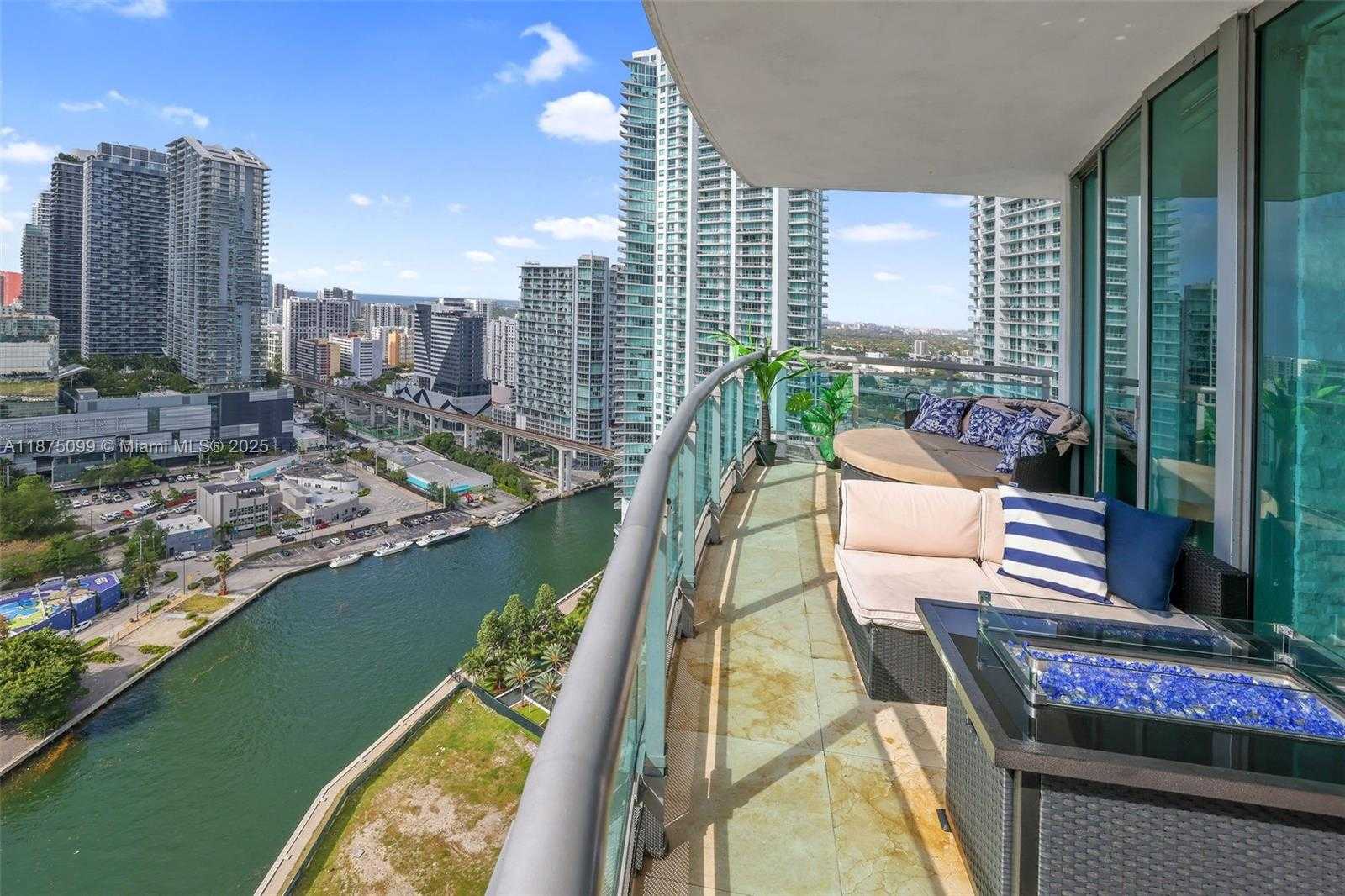 Small Image of 350 SOUTH MIAMI AVE #3002, Miami Number 29