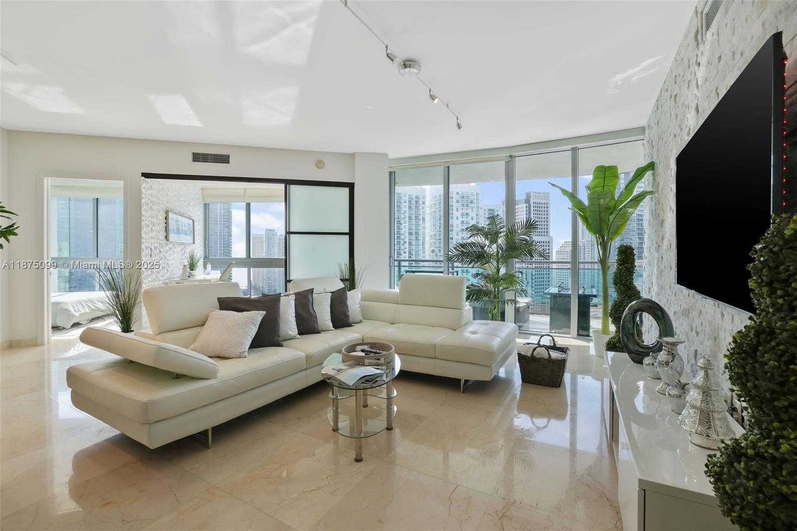 Small Image of 350 SOUTH MIAMI AVE #3002, Miami Number 4
