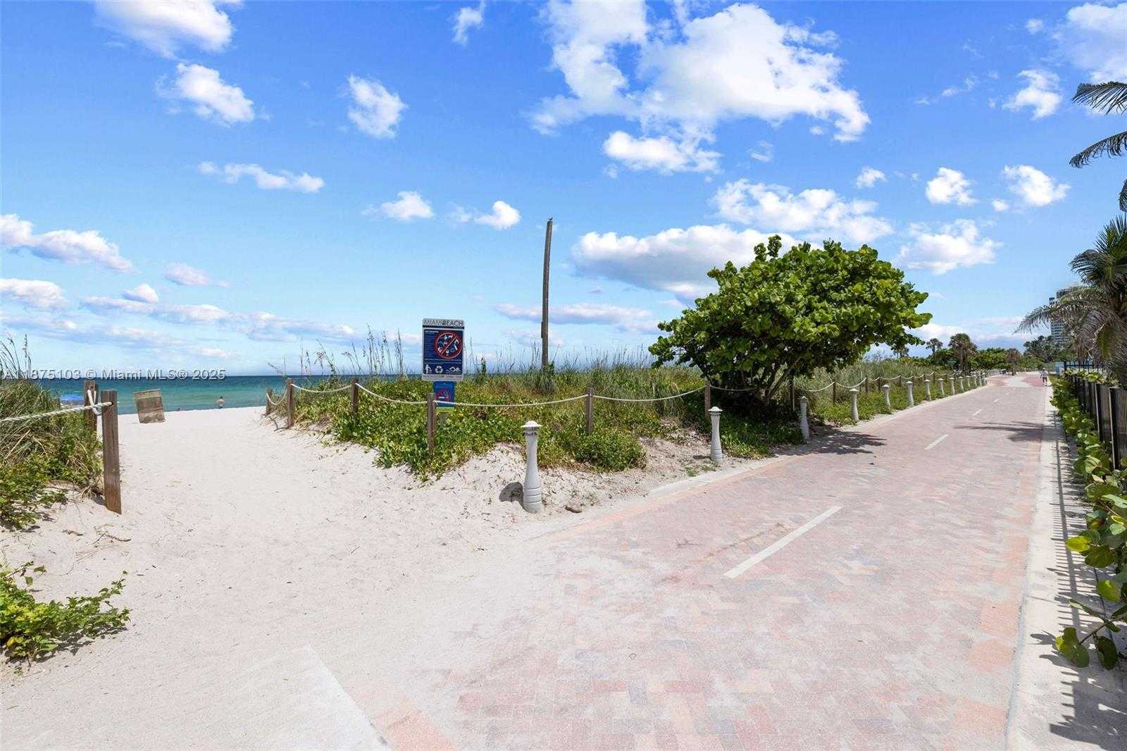 Small Image of 5415 COLLINS AVE #202, Miami Beach Number 13