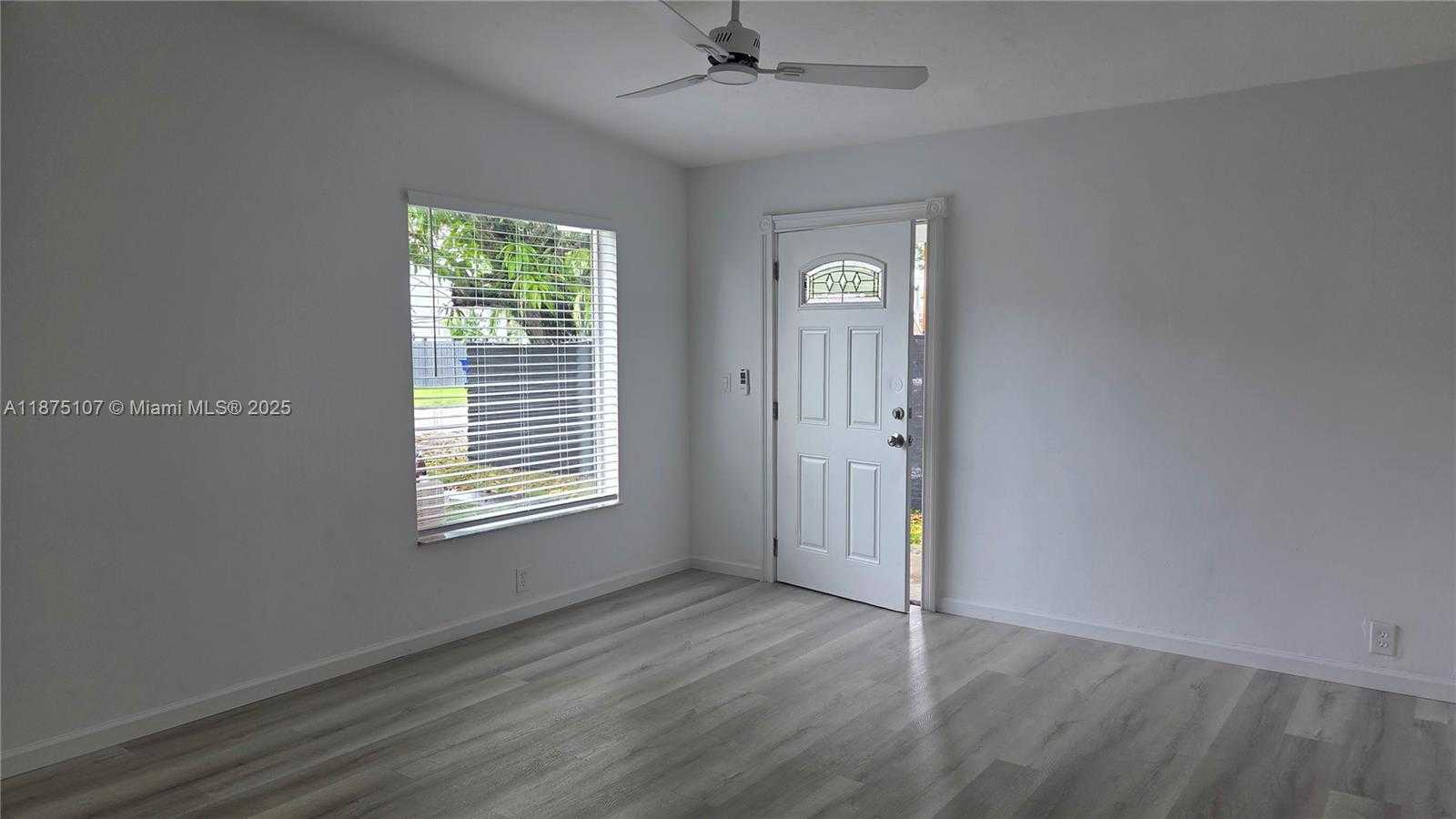 Small Image of 3482 FROW AVE, Miami Number 12