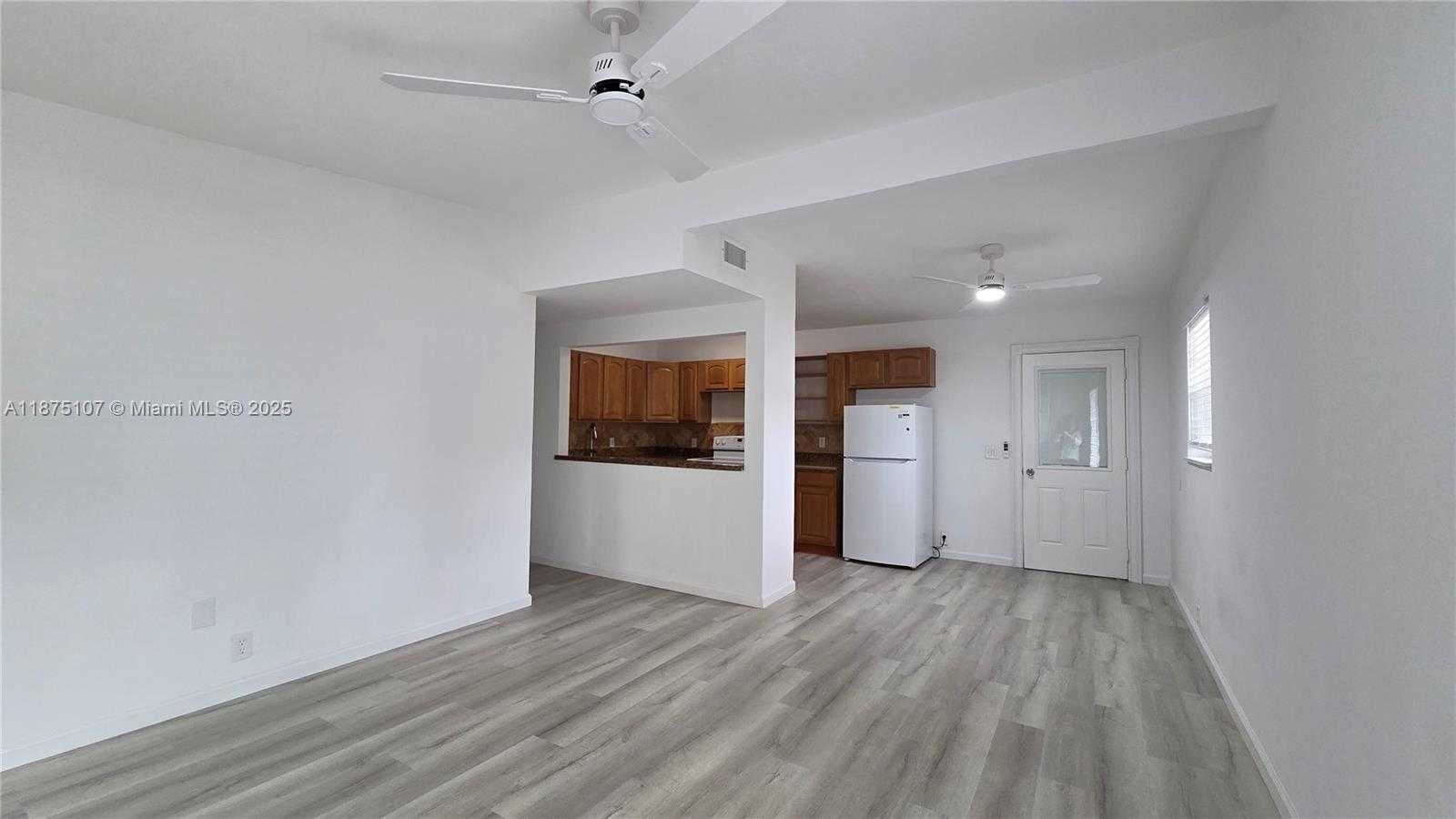 Small Image of 3482 FROW AVE, Miami Number 3