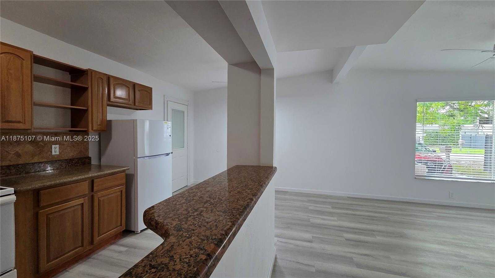 Small Image of 3482 FROW AVE, Miami Number 7