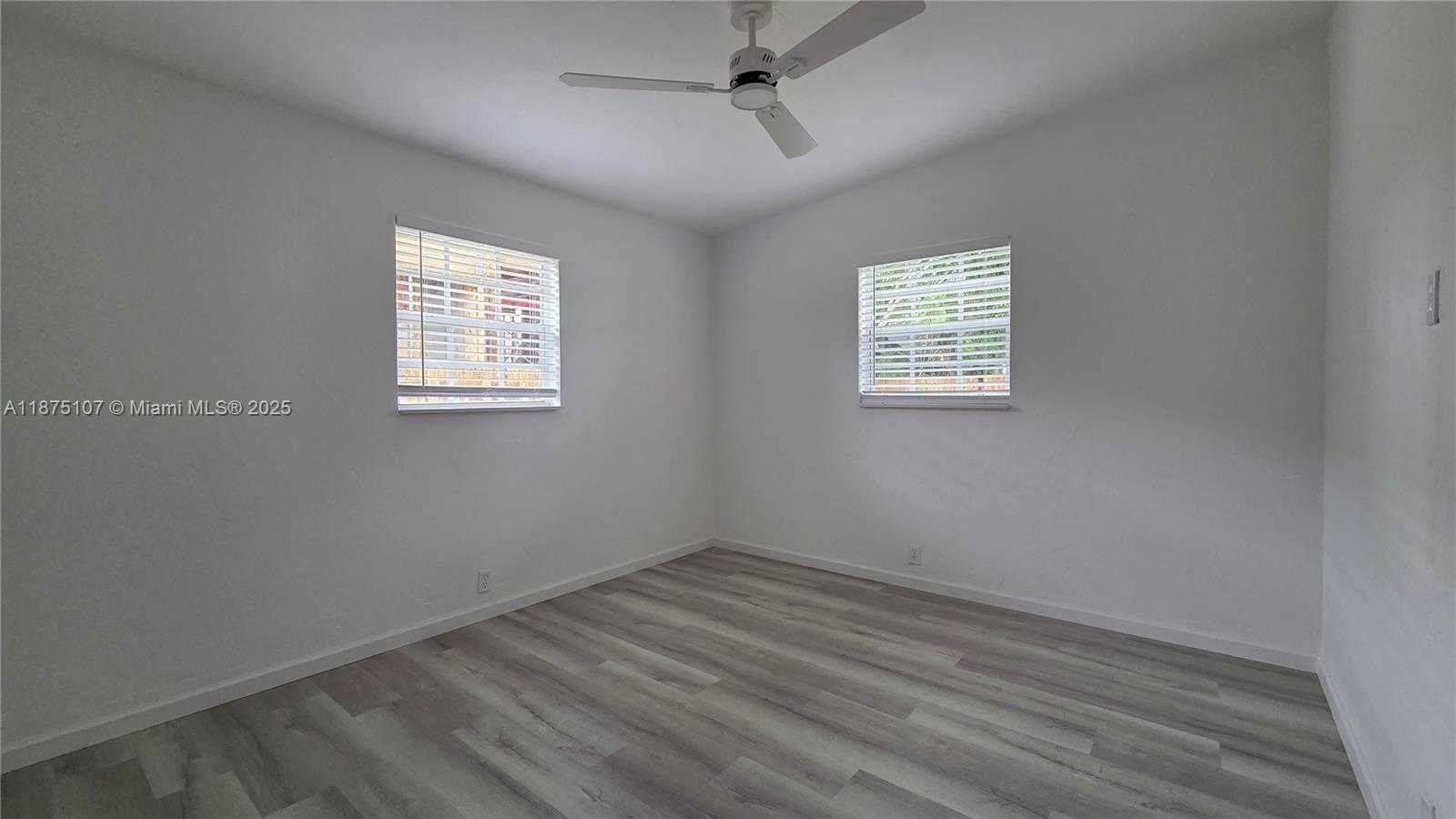 Small Image of 3482 FROW AVE, Miami Number 9