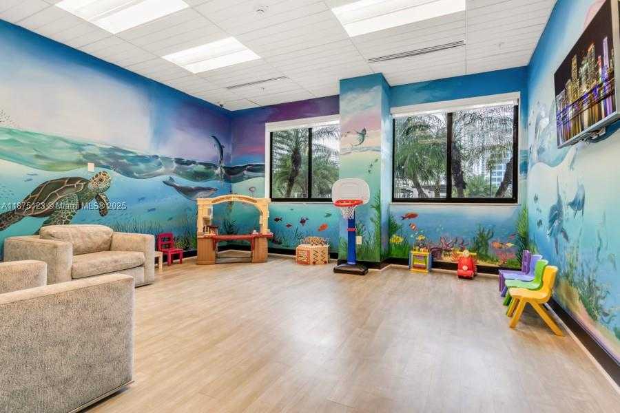 Small Image of 999 SOUTH WEST 1ST AVE #3304, Miami Number 21